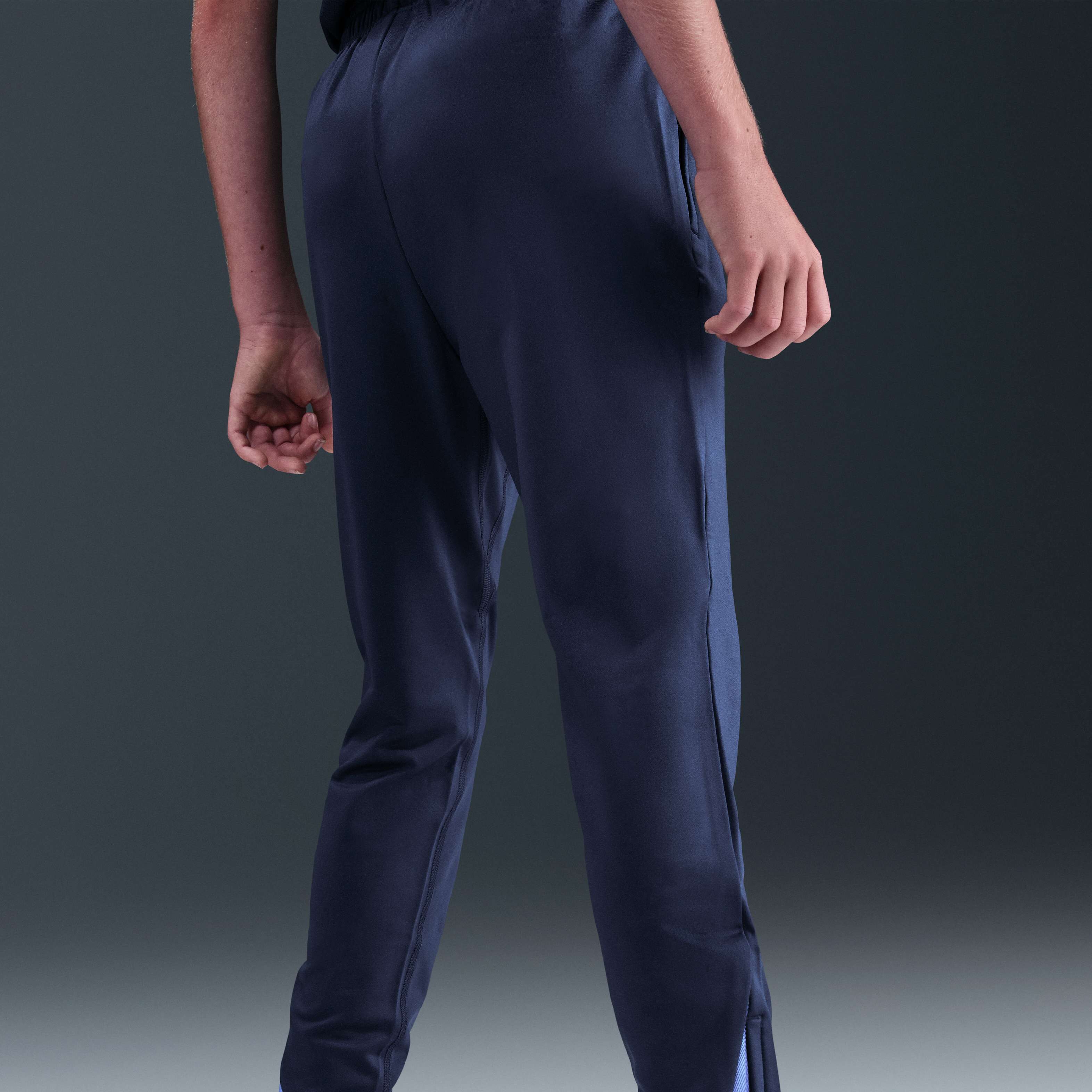 باريس سان-جيرمان سترايك image number 2