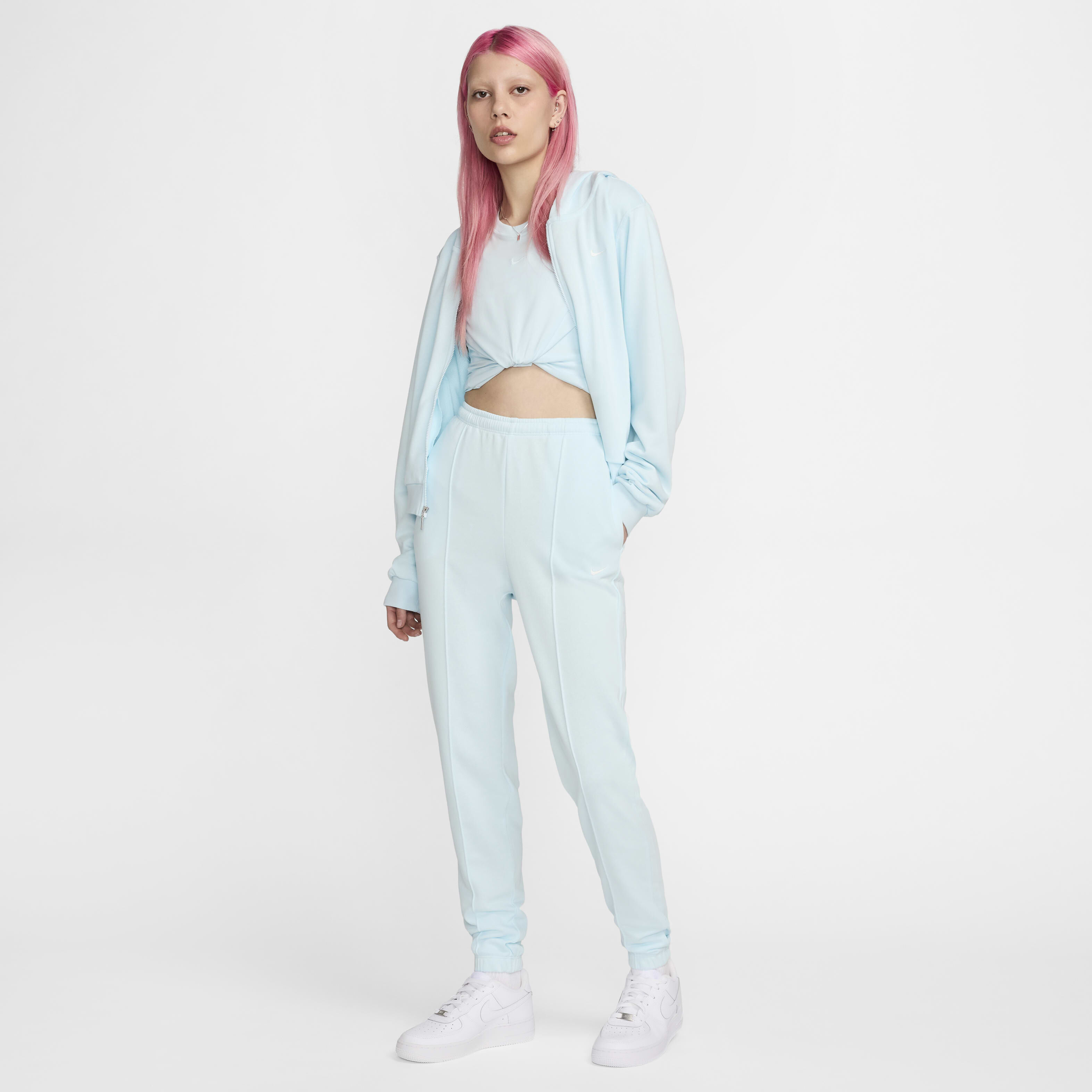 نايكي سبورتسوير تشيل تيري image number 7