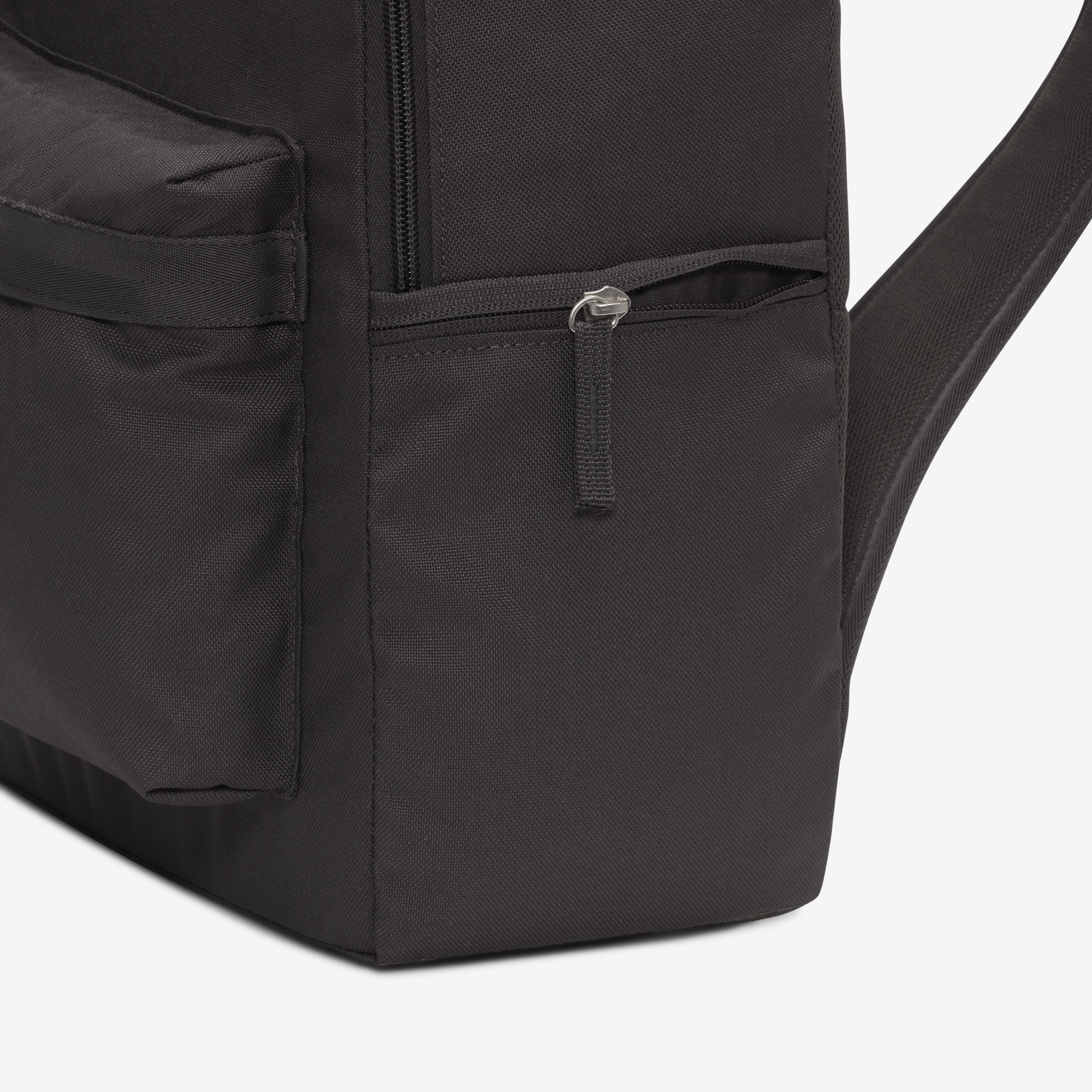 Nike Heritage image number 6