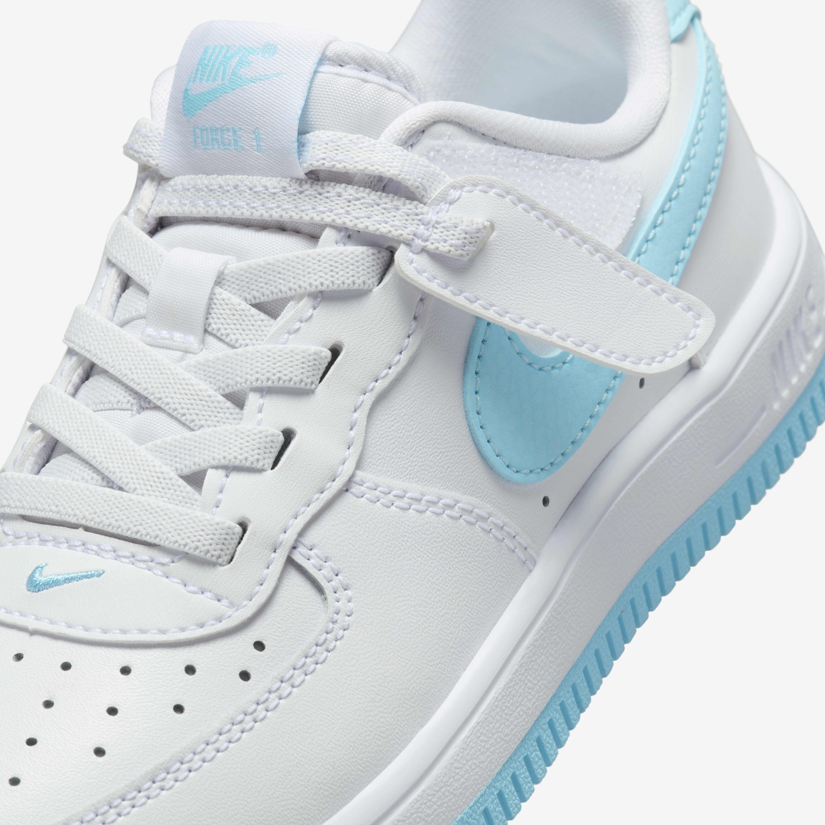 Nike Force 1 Low EasyOn image number 6