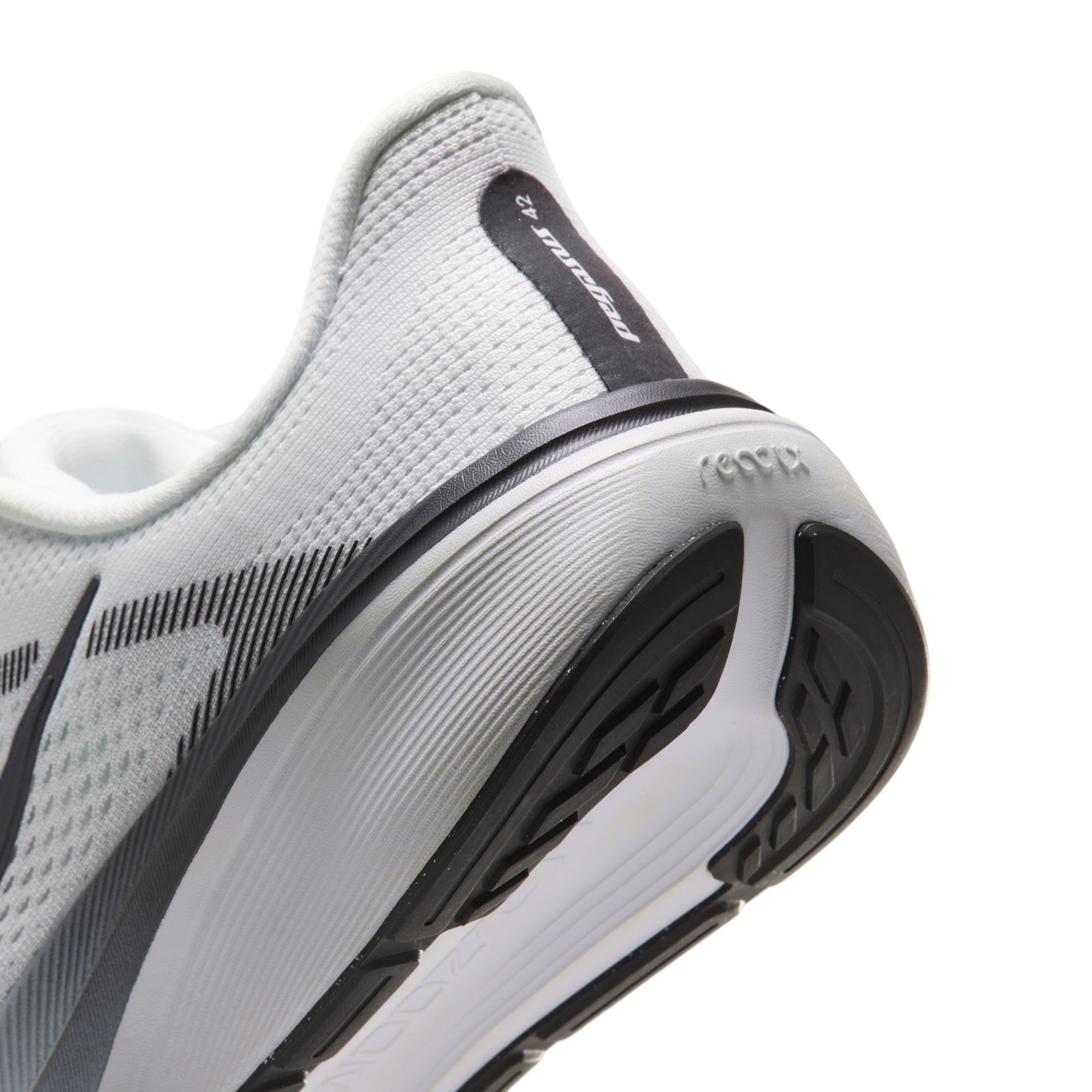 Nike Pegasus 42 image number 10