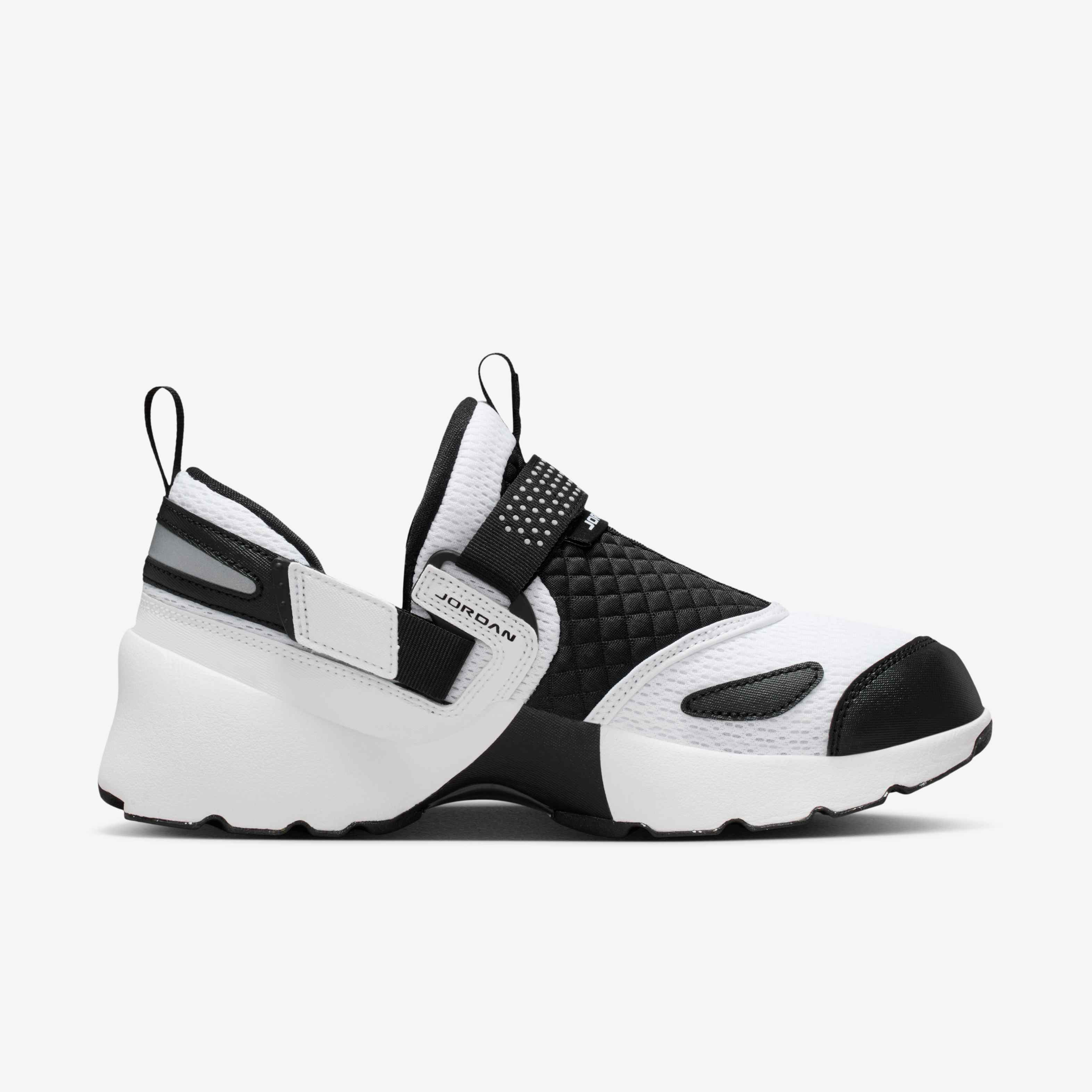 Jordan Trunner LX image number 2