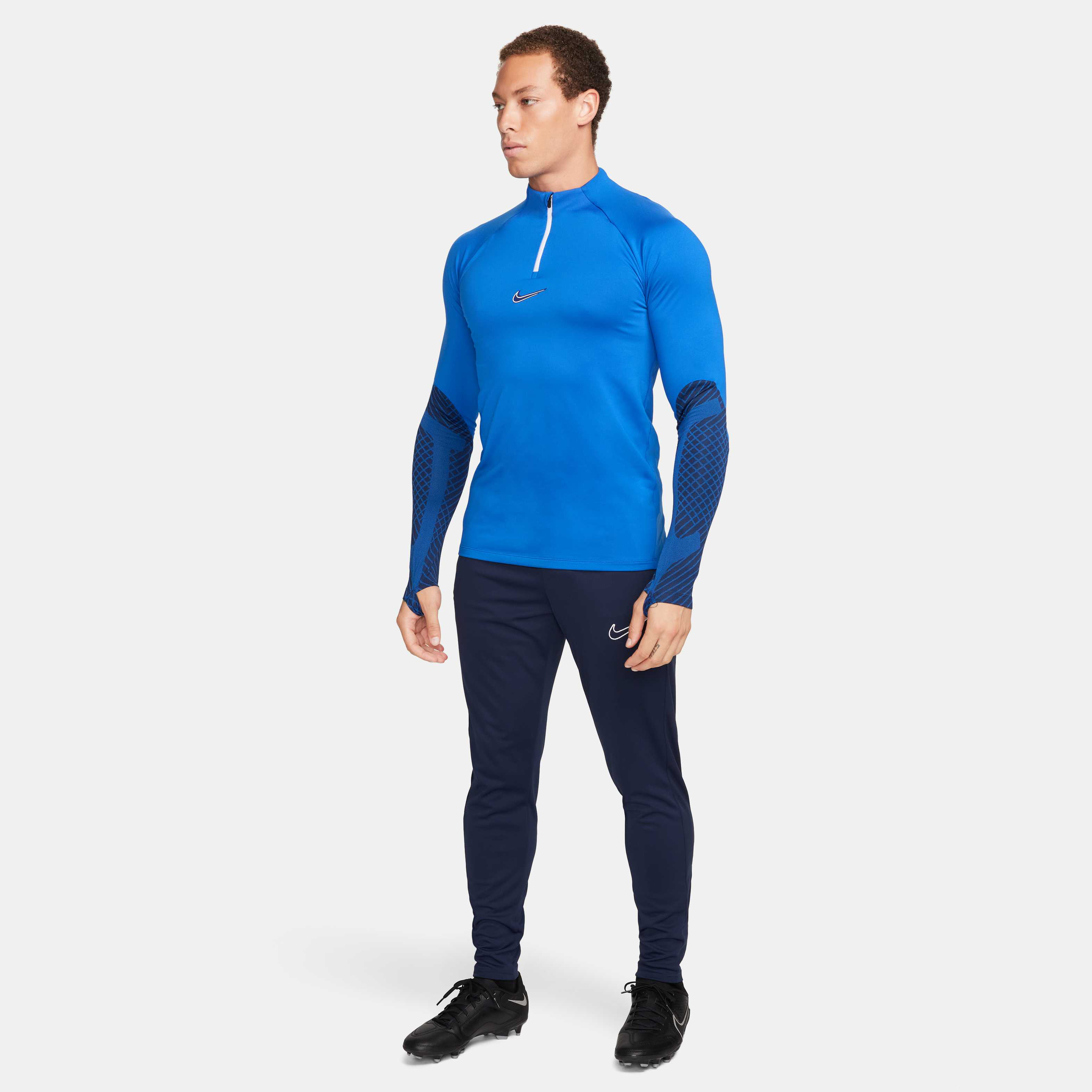 Nike Dri-FIT Strike image number 4