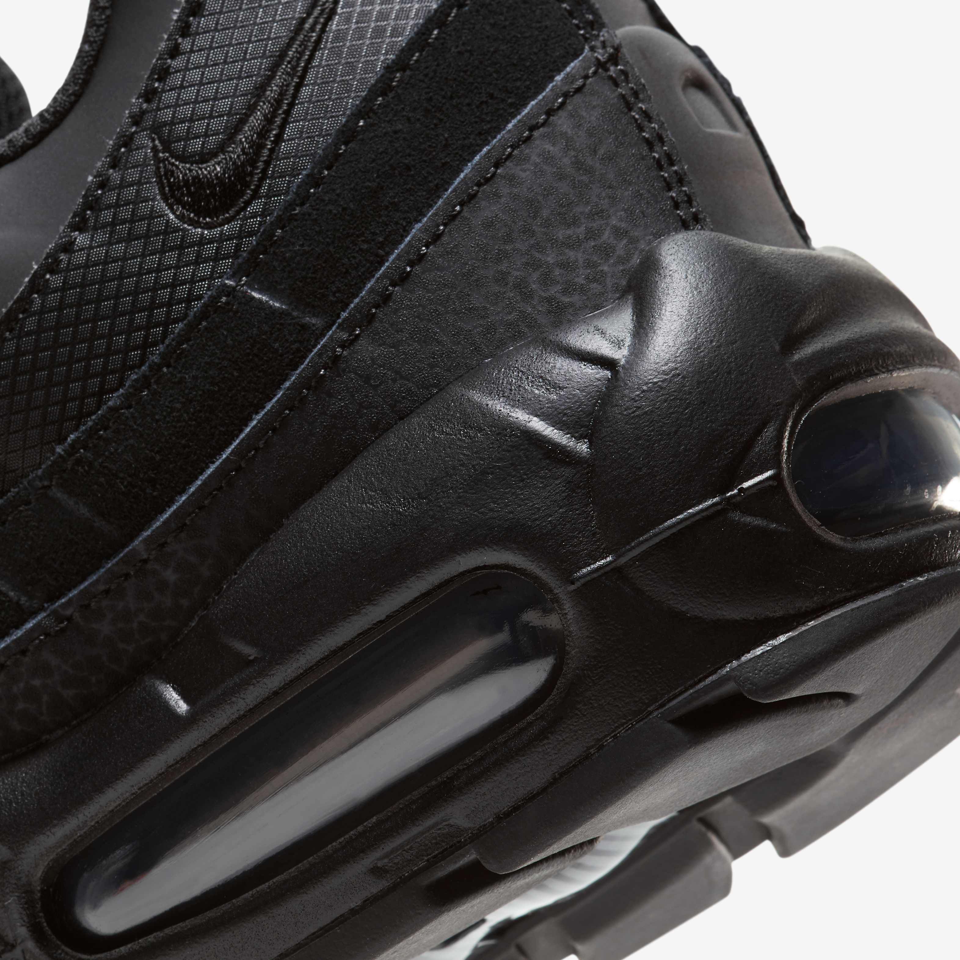 Buy Nike Air Max 95 Essential Men's Shoe - Black/Dark Grey