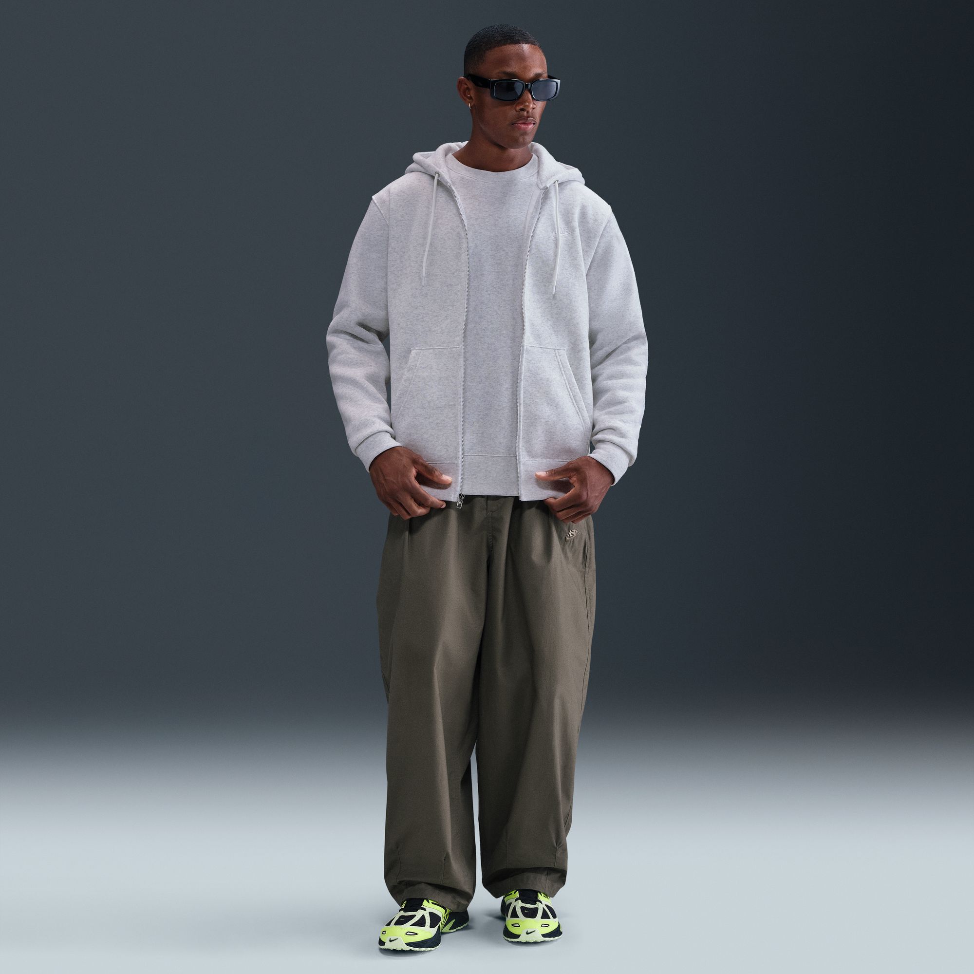 نايكي كلوب image number 3