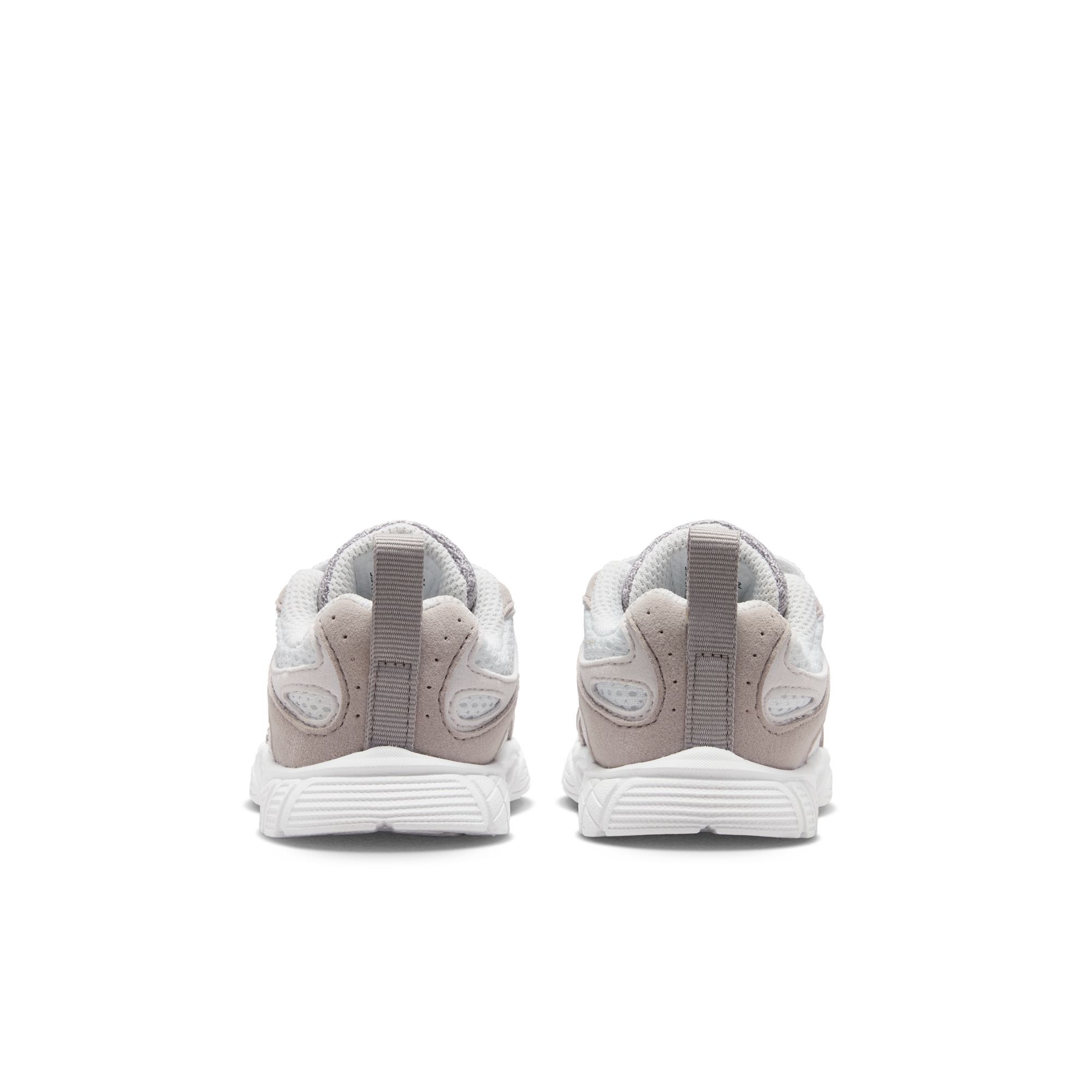 Nike V5 RNR Suede image number 1