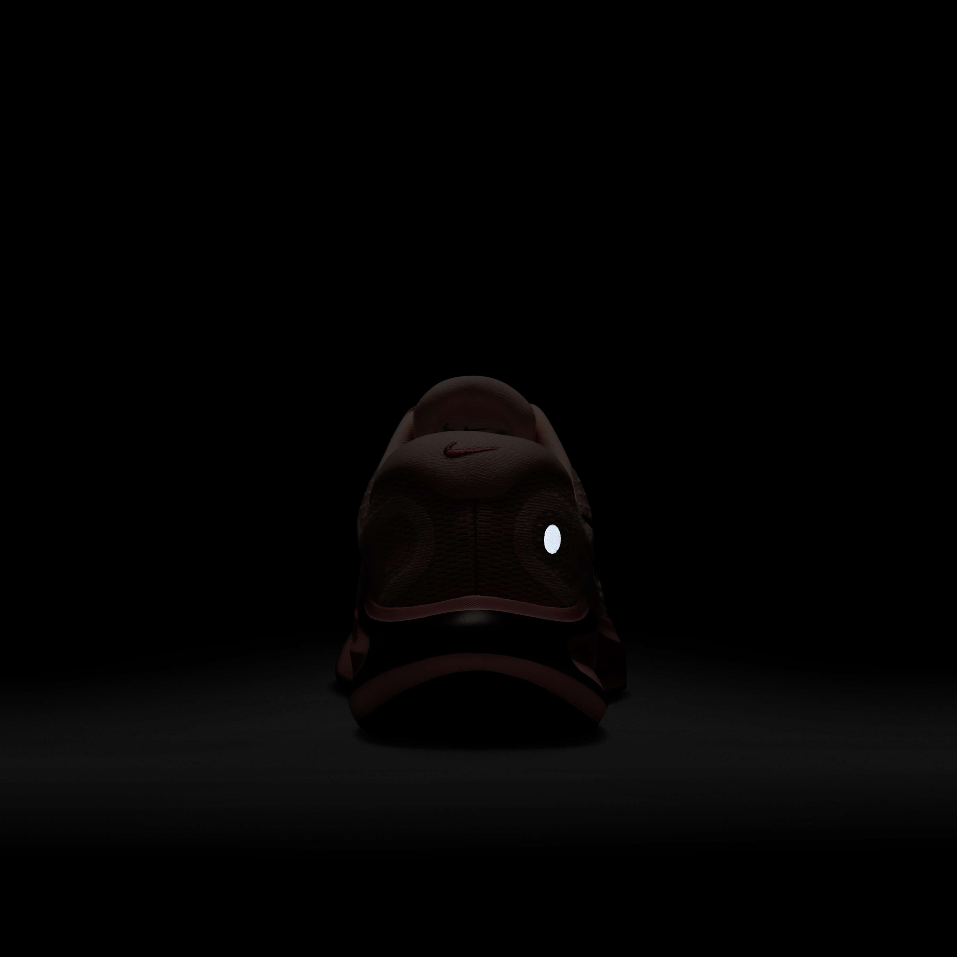 نايكي جيرني رن image number 9