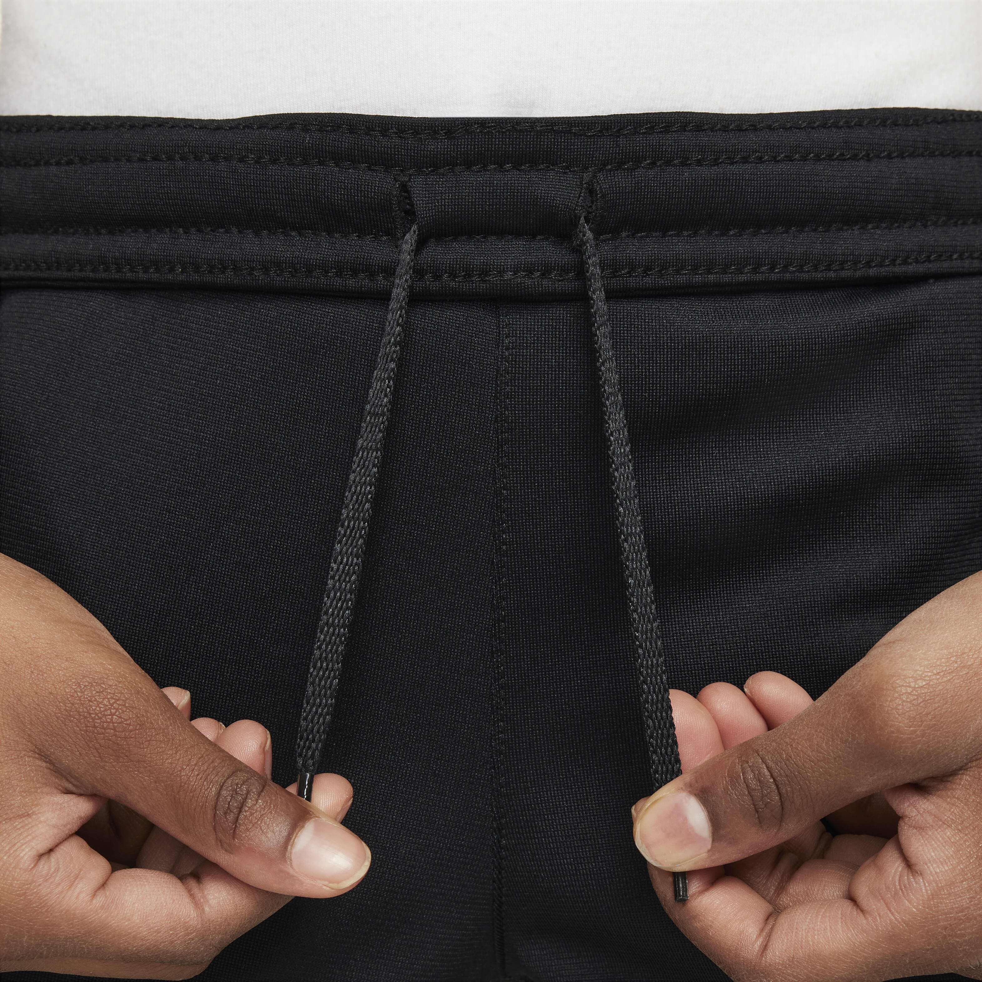 ليفربول سترايك image number 8