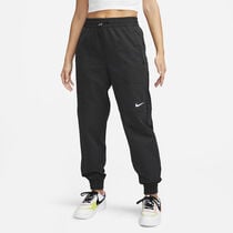 Nike Sportswear Swoosh