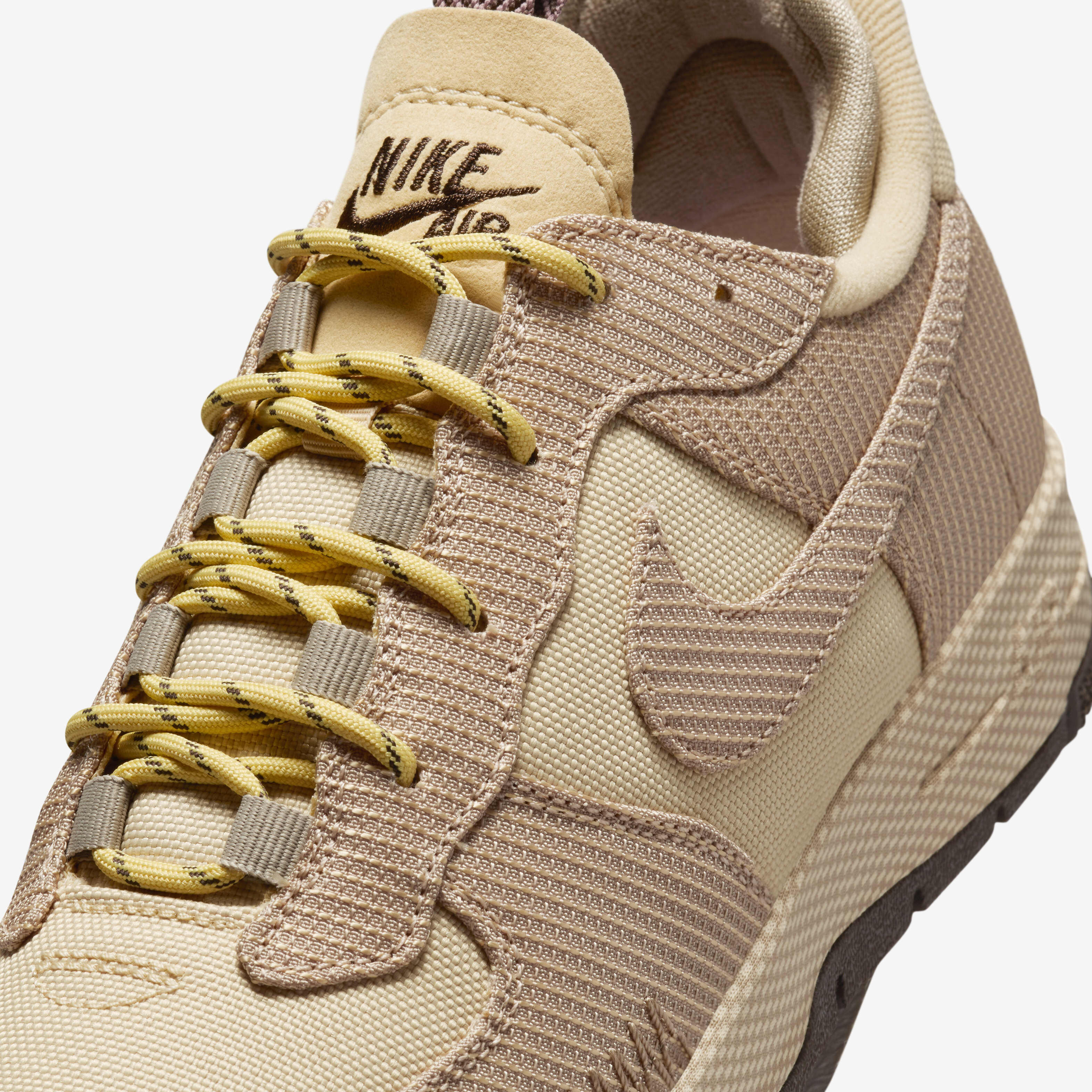 Nike Air Force 1 Wild image number 6