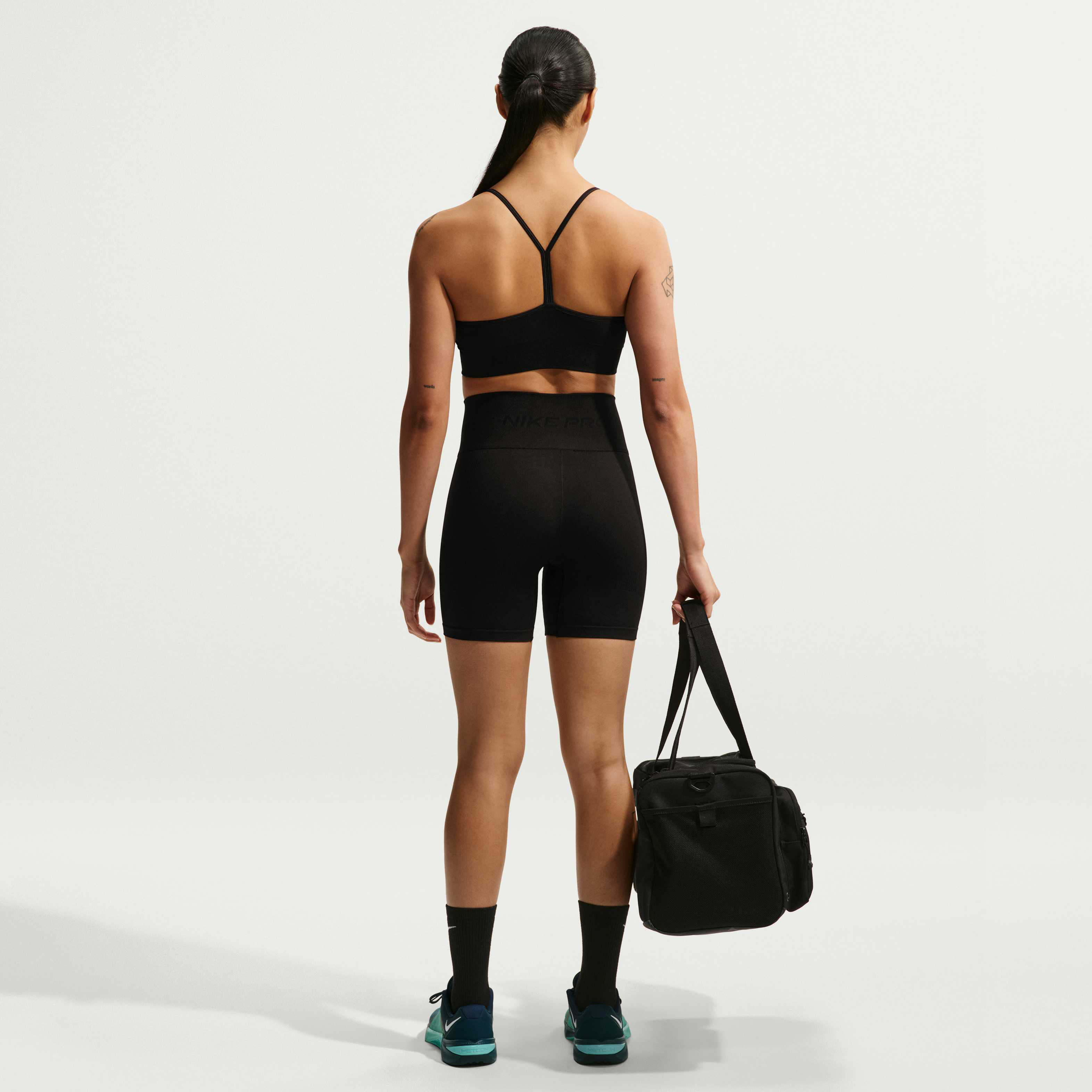 Nike Pro Seamless image number 4