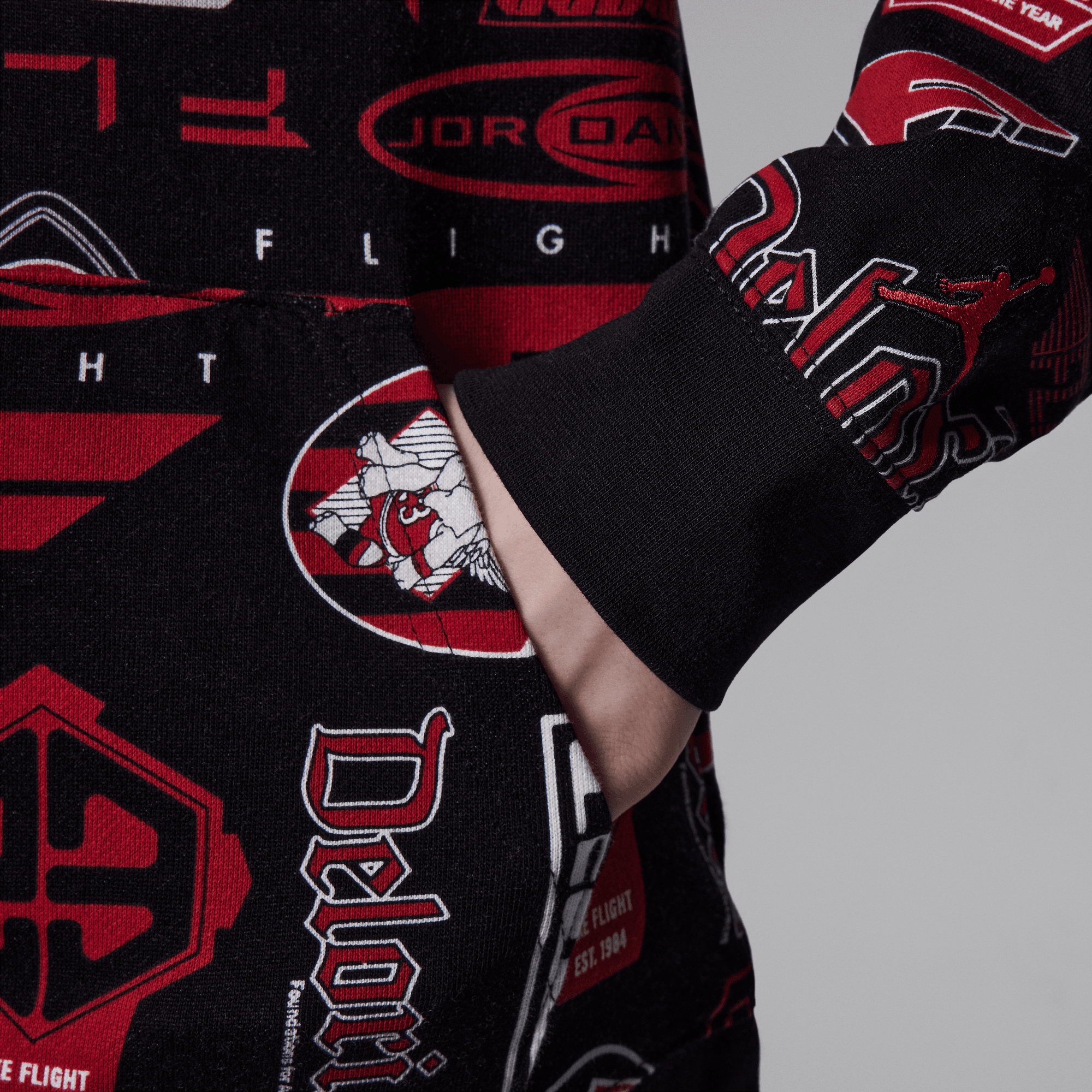 Jordan Essentials image number 3