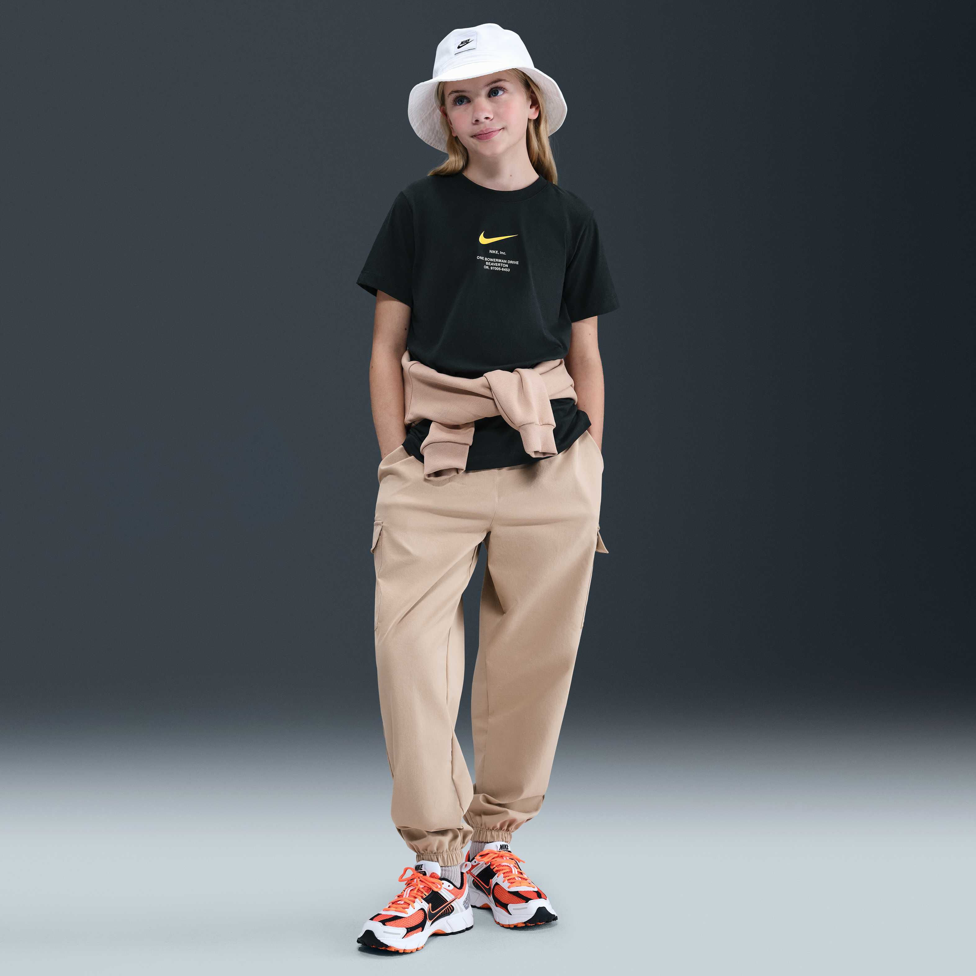 نايكي سبورتسوير image number 3