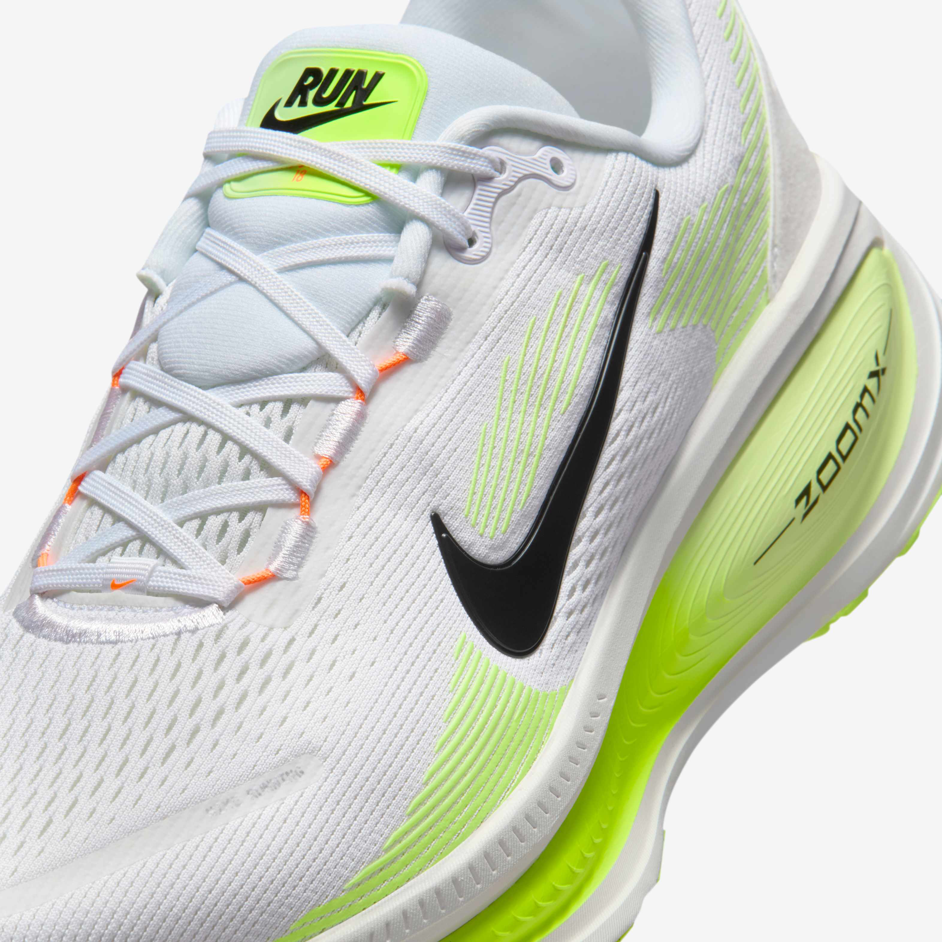 Nike Vomero 18 image number 6