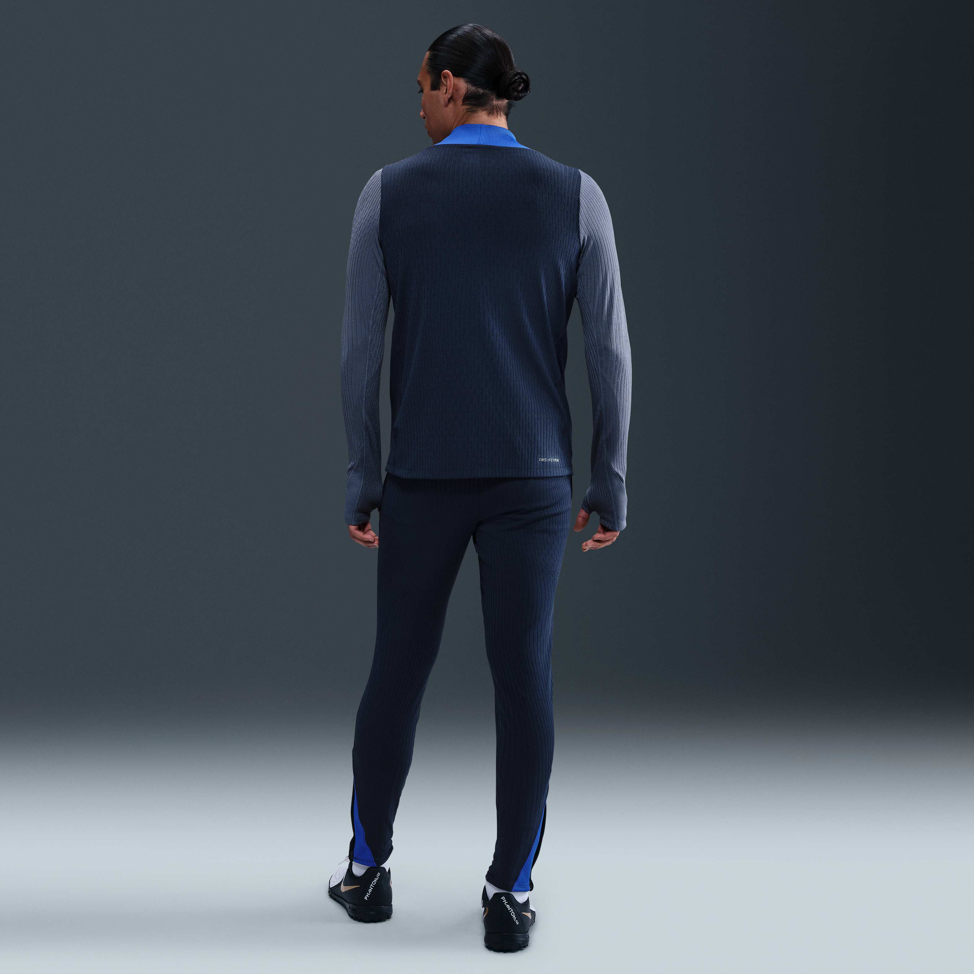 باريس سان جيرمان سترايك ايليت image number 4