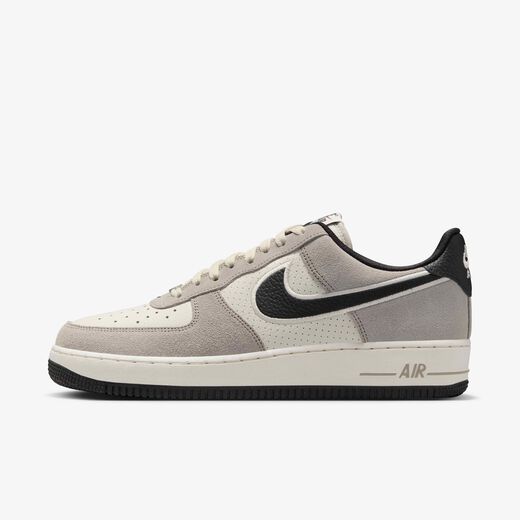 Nike Air Force 1 '07 LV8