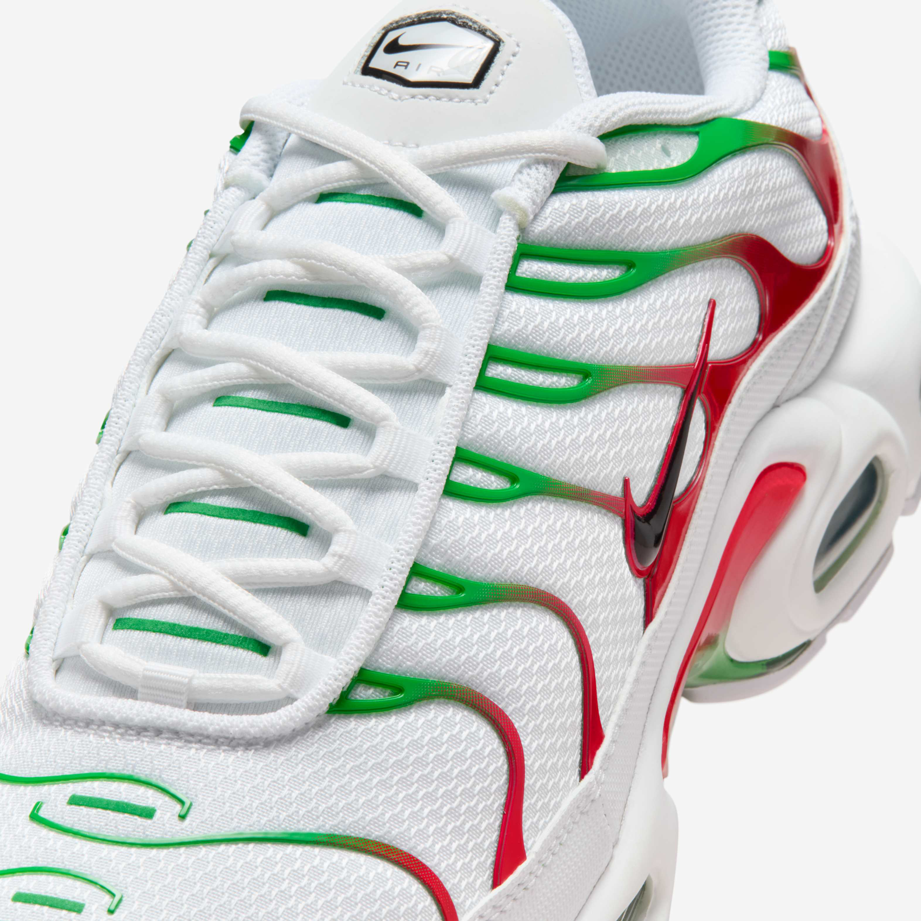 Nike Air Max Plus image number 6