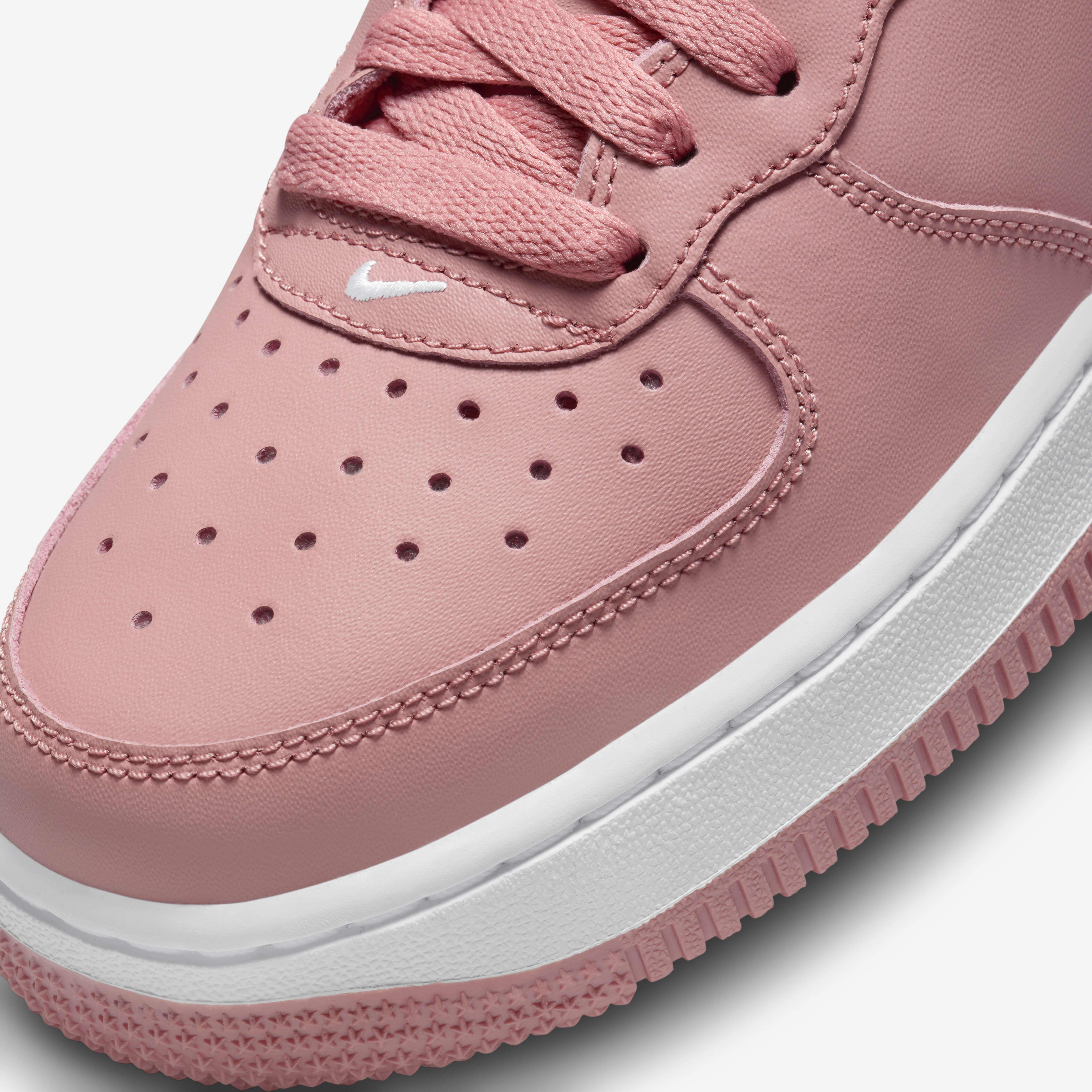 Nike Air Force 1 Mid LE image number 6