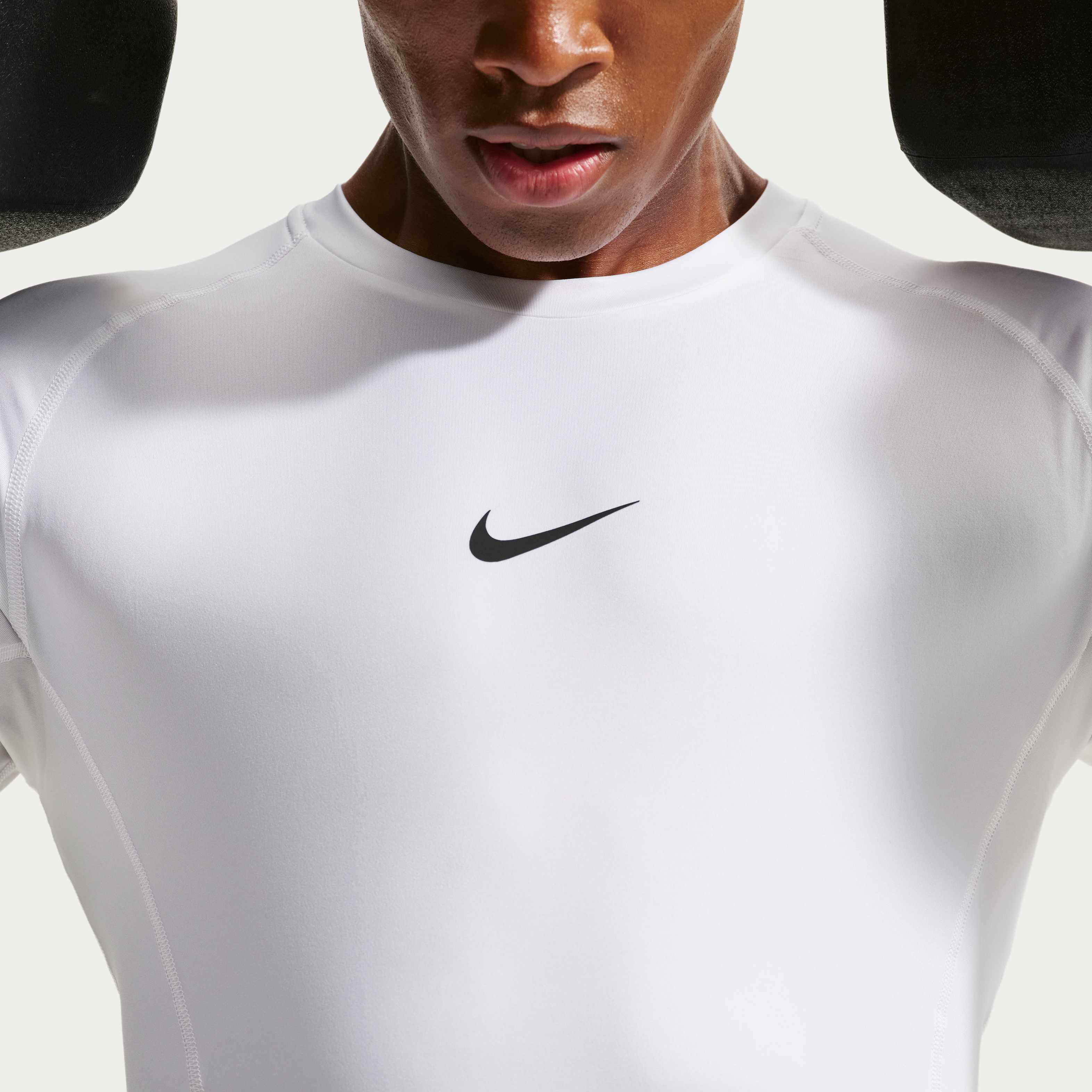 Nike Pro image number 2