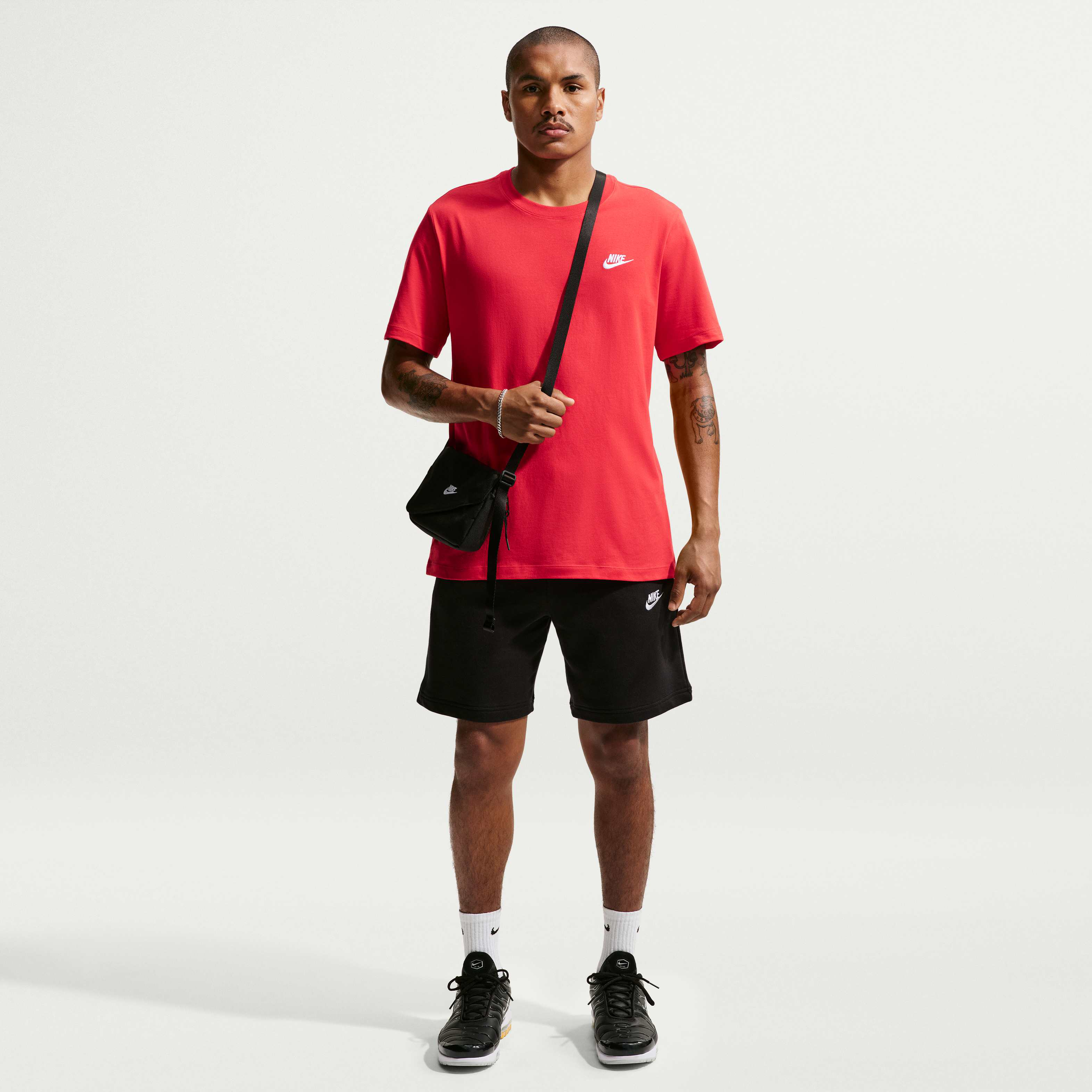 نايكي سبورتسوير كلوب image number 3