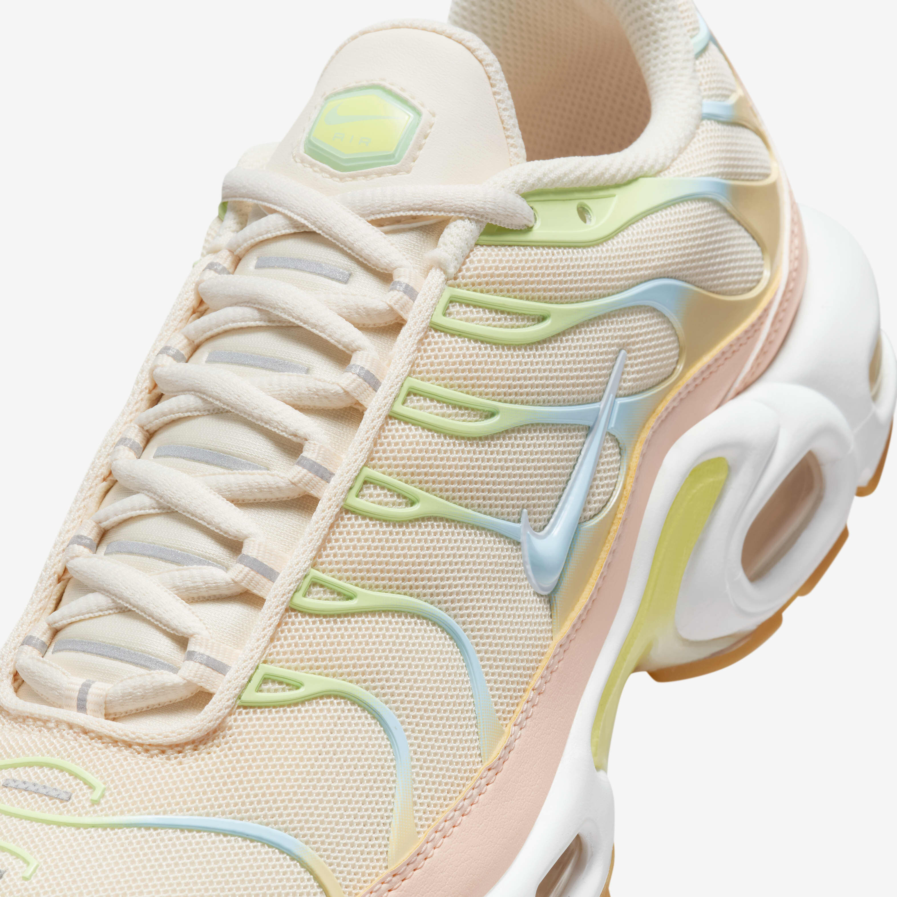 Buy Nike Air Max Plus Women s Shoes Nike Qatar Official