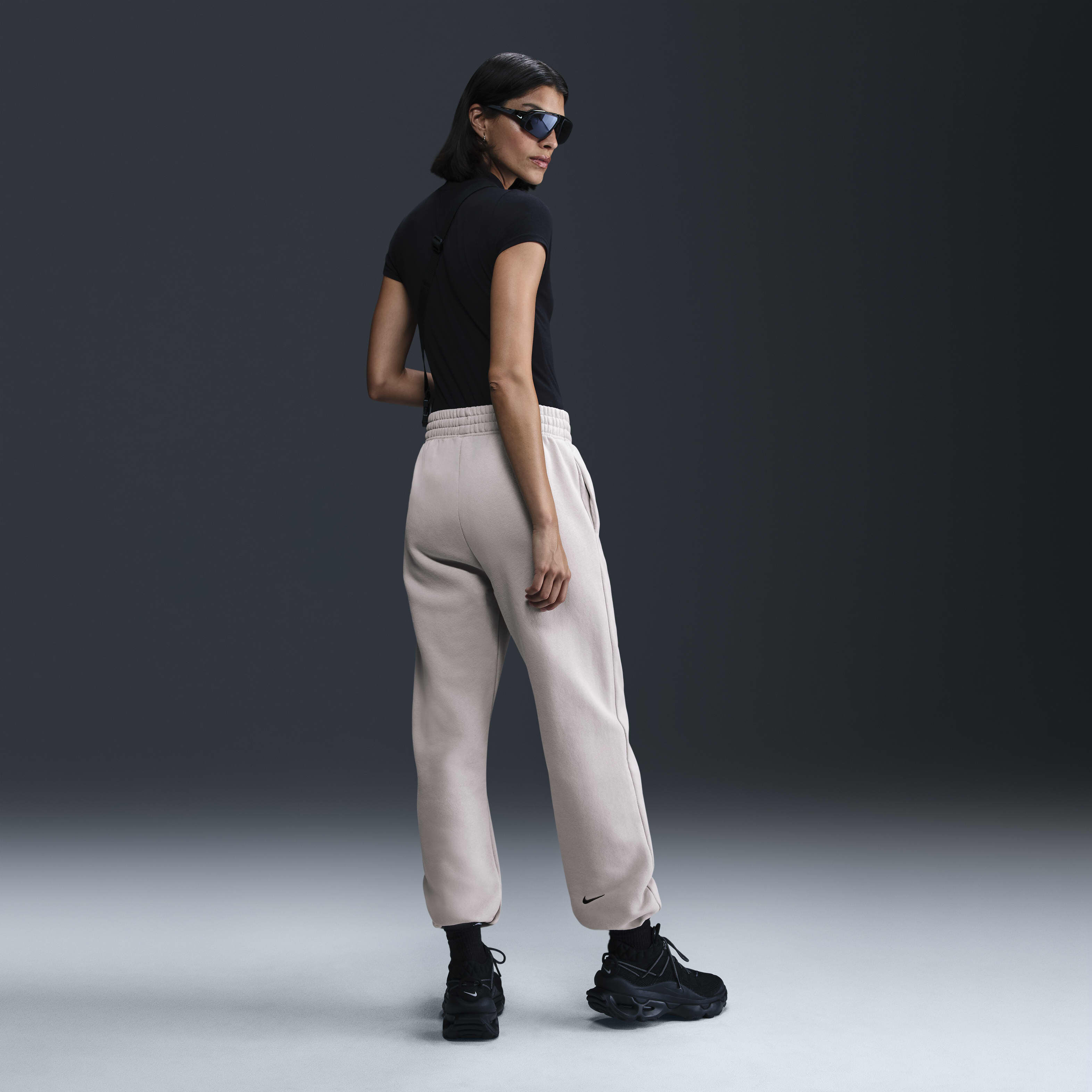 نايكي سبورتسوير image number 3