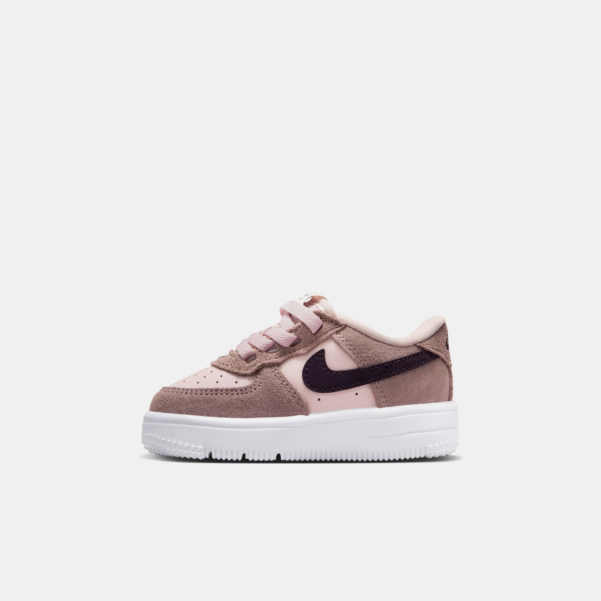 Nike Force 1 Low EasyOn BT Essential+ image number 4
