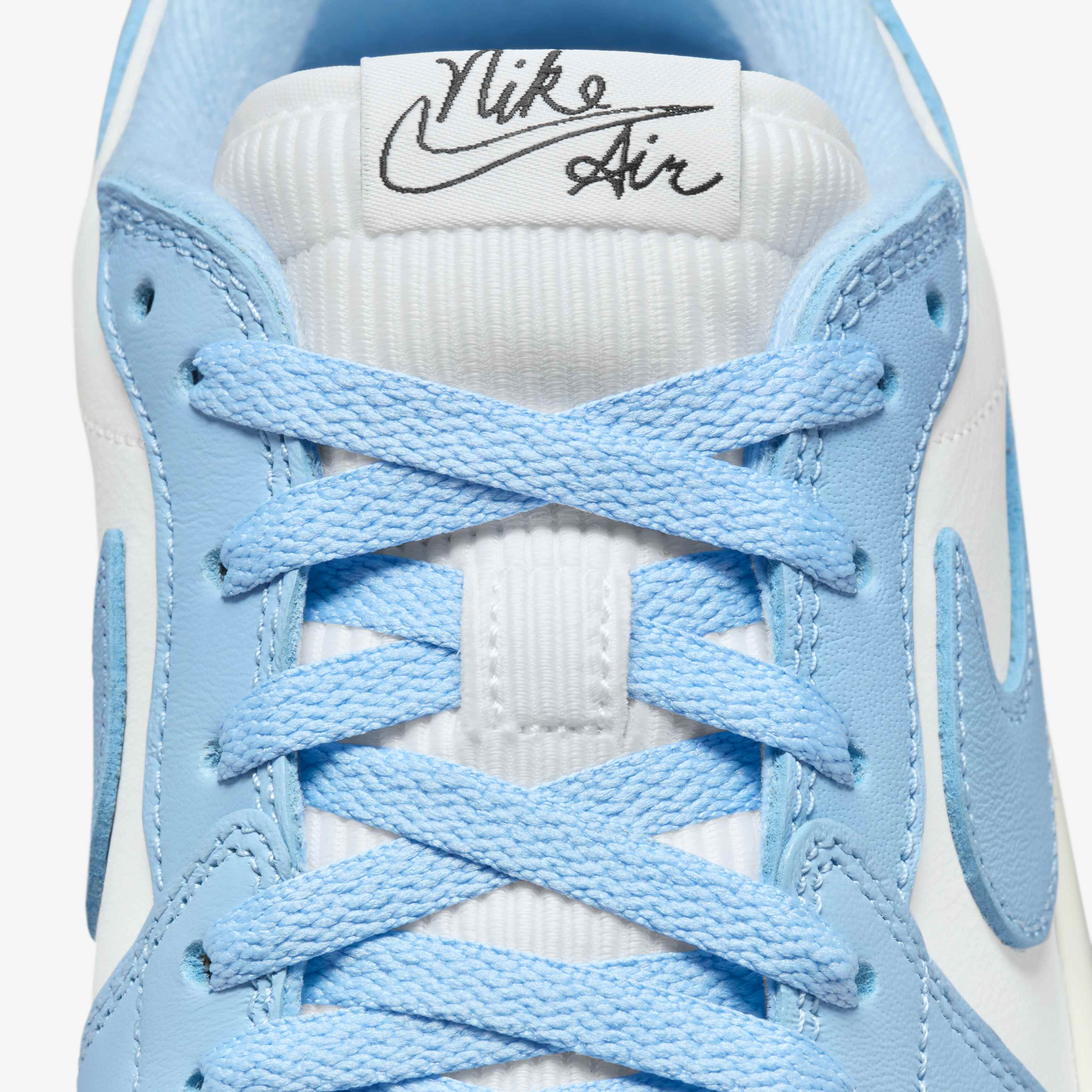 إير جوردن 1 تريبل ستاك image number 9