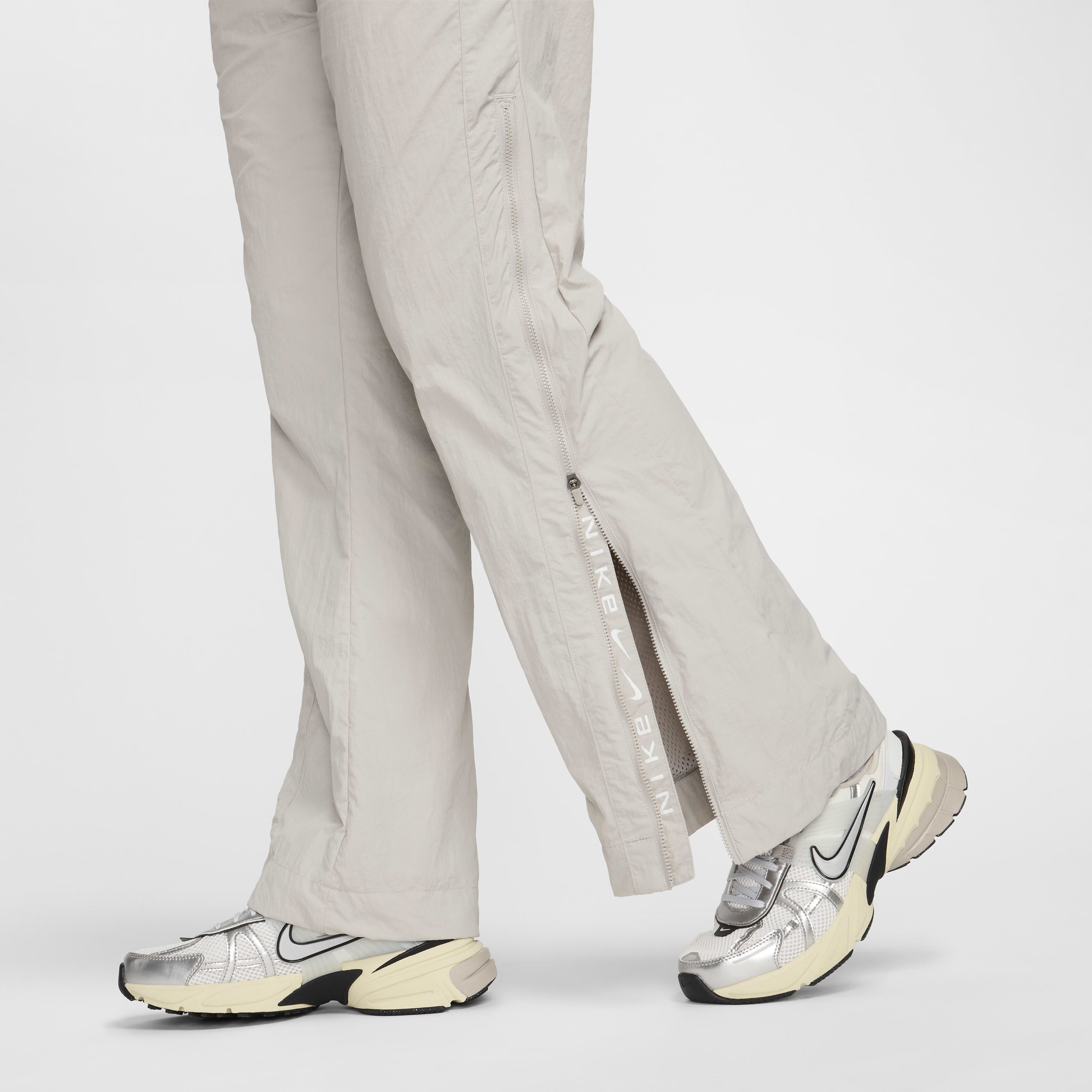 Nike waterproof pants womens shop