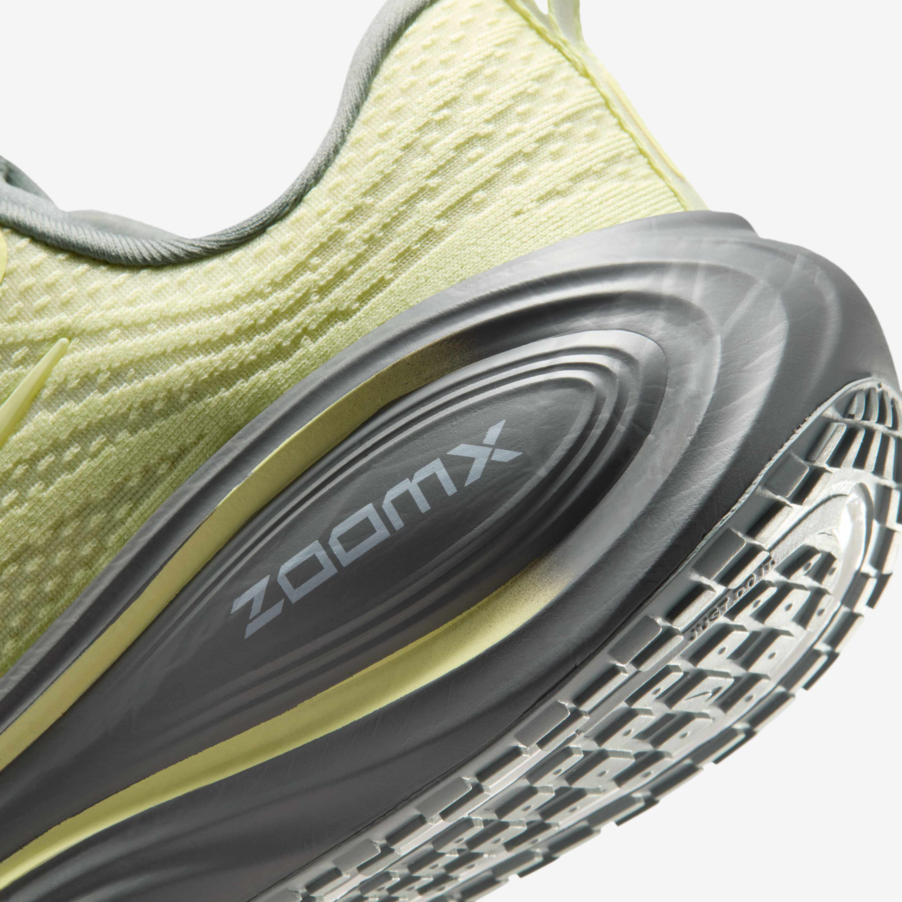 Nike Vomero Plus SE image number 7