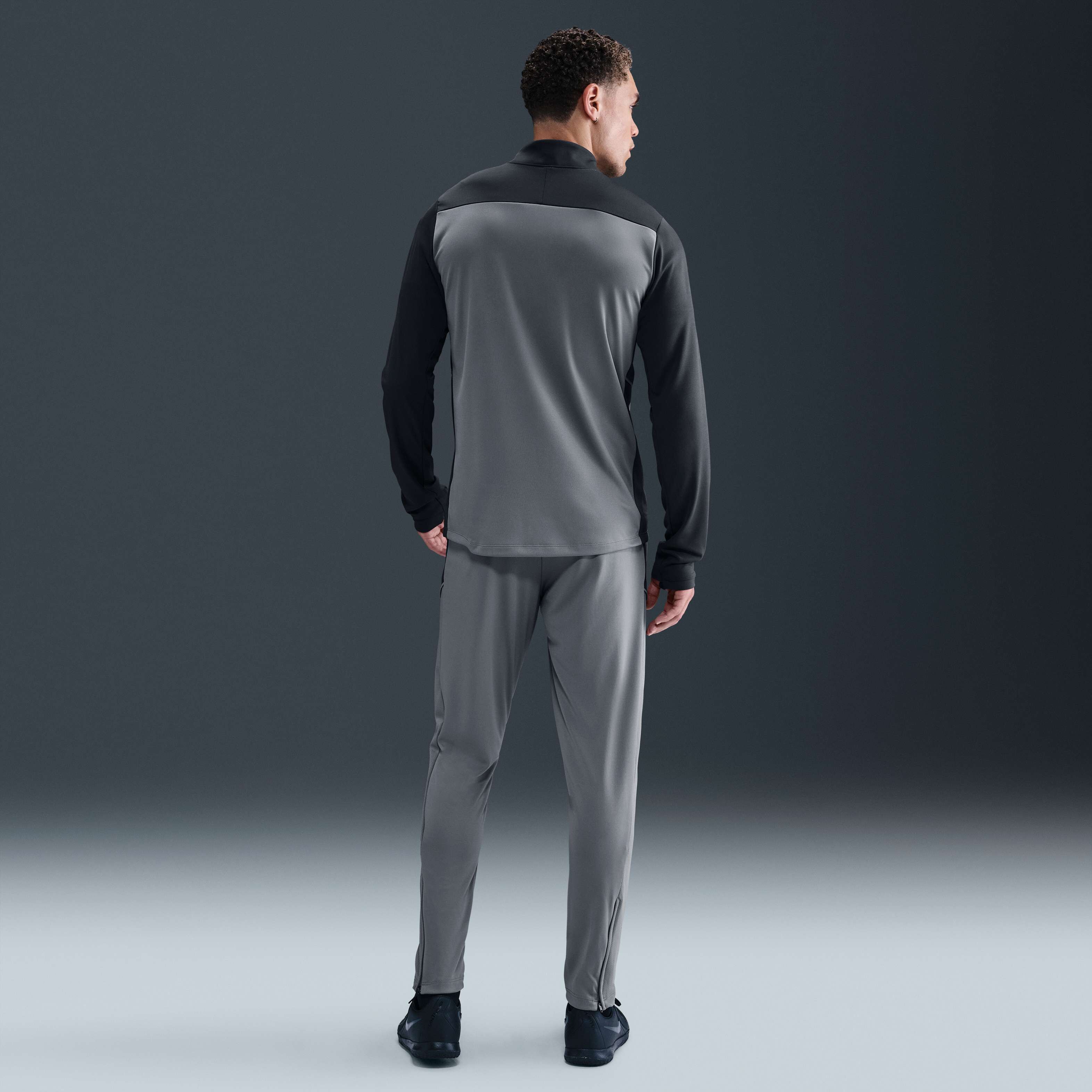 Nike Academy image number 3