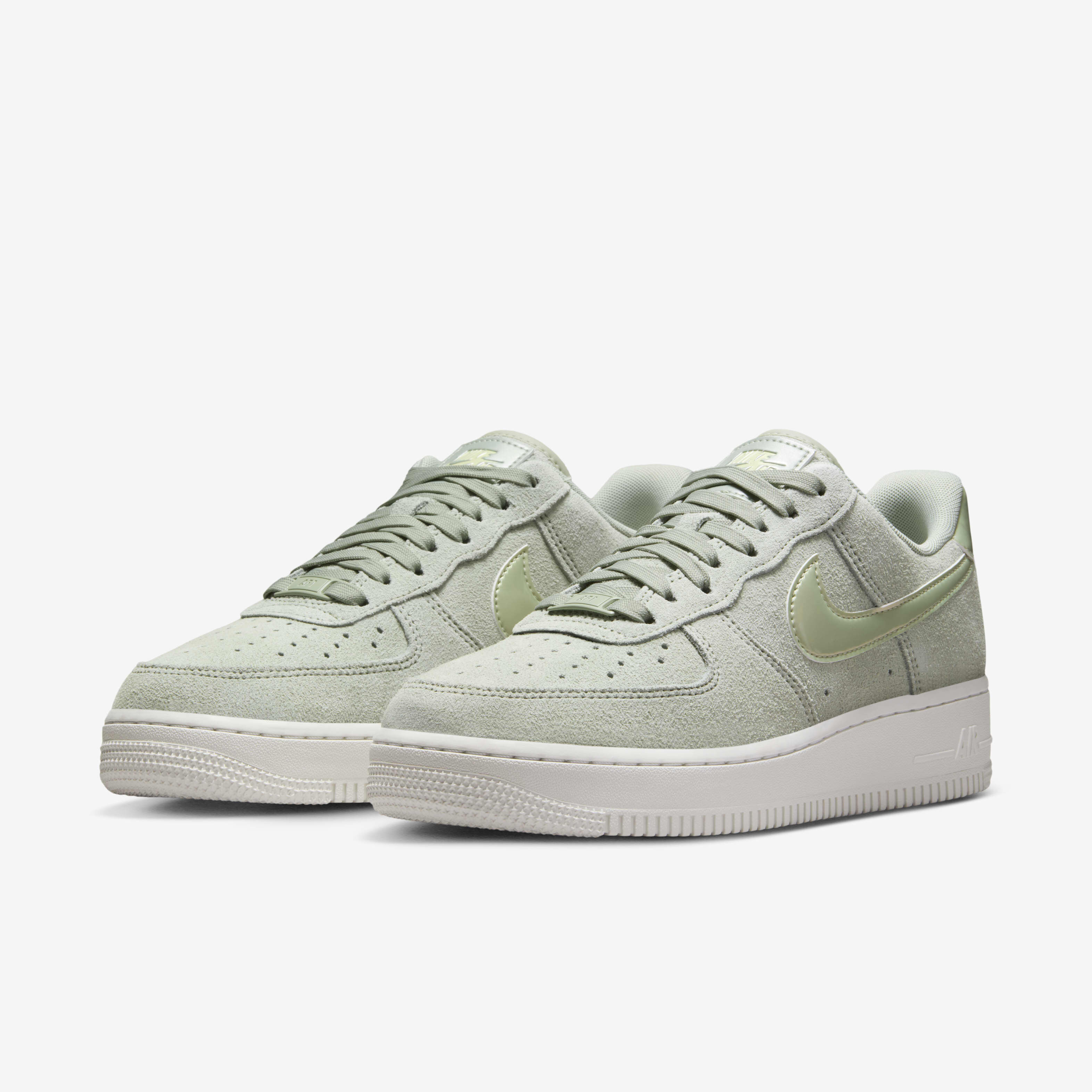 Nike Air Force 1 '07 SE image number 4