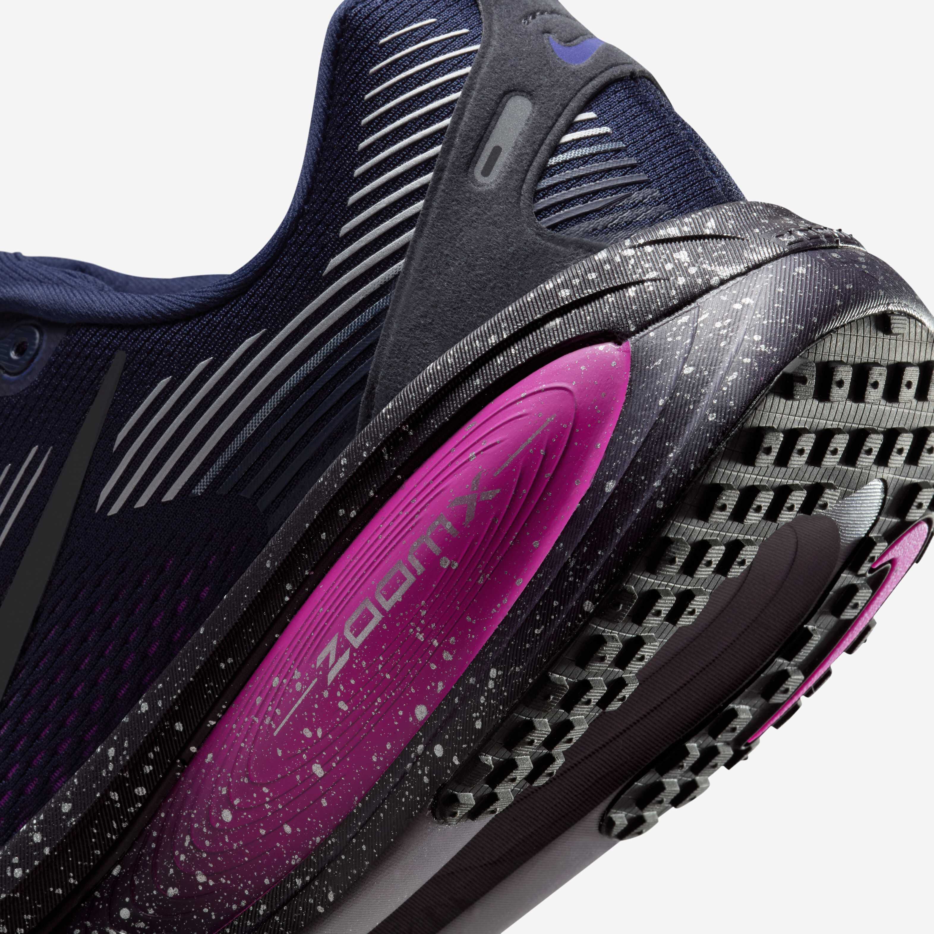 Nike Vomero 18 SE image number 7