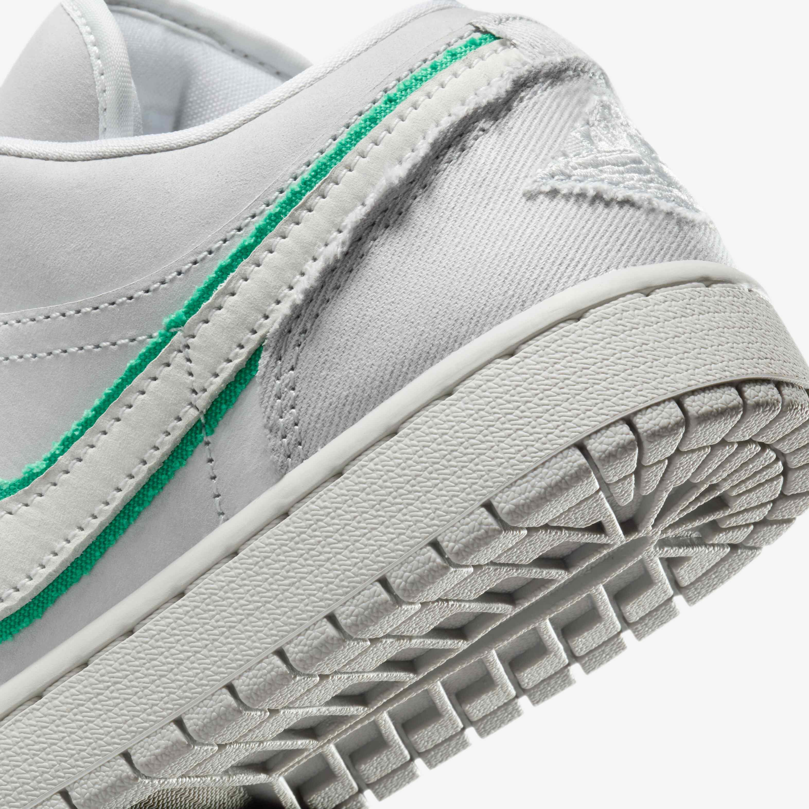 اير جوردن 1 لو SE image number 7