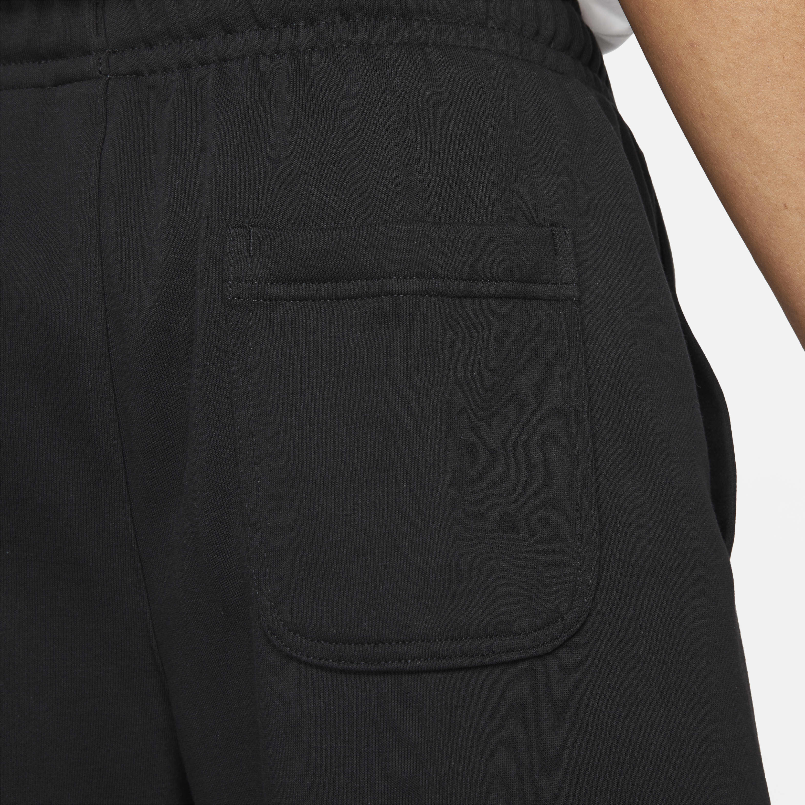 Nike Sportswear Swoosh League image number 4