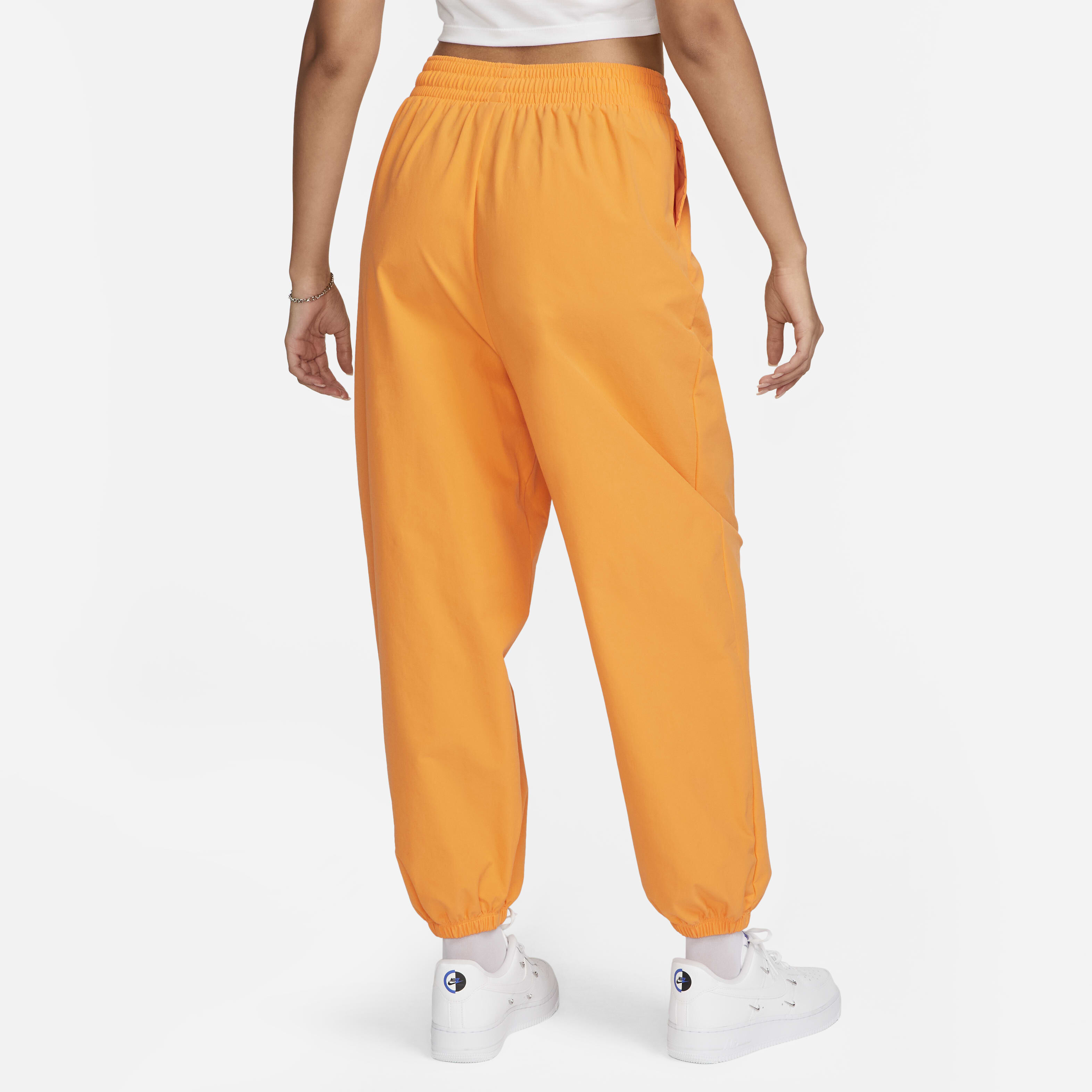 نايكي سبورتسوير تريند image number 1