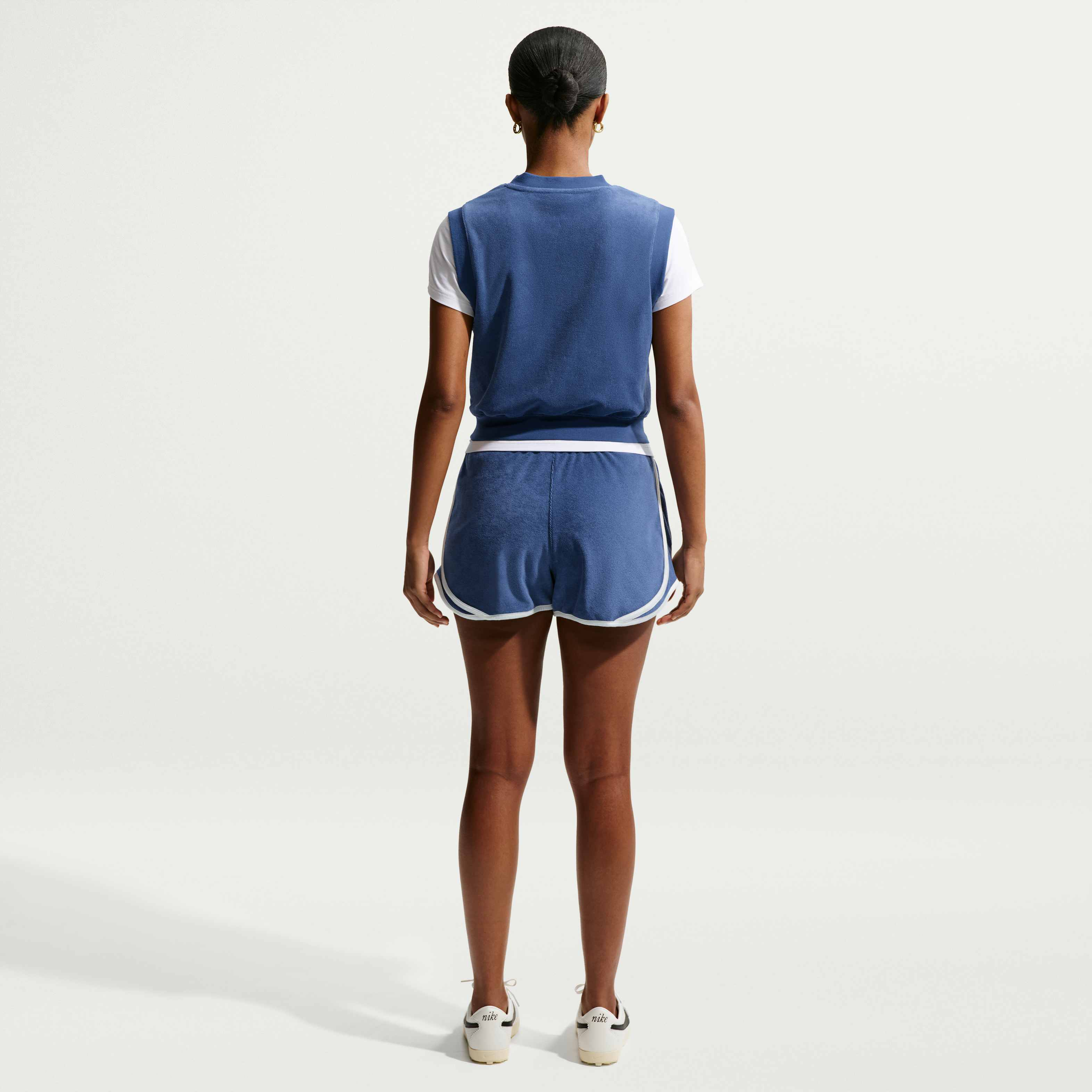 Nike Sportswear Chill Terry image number 4