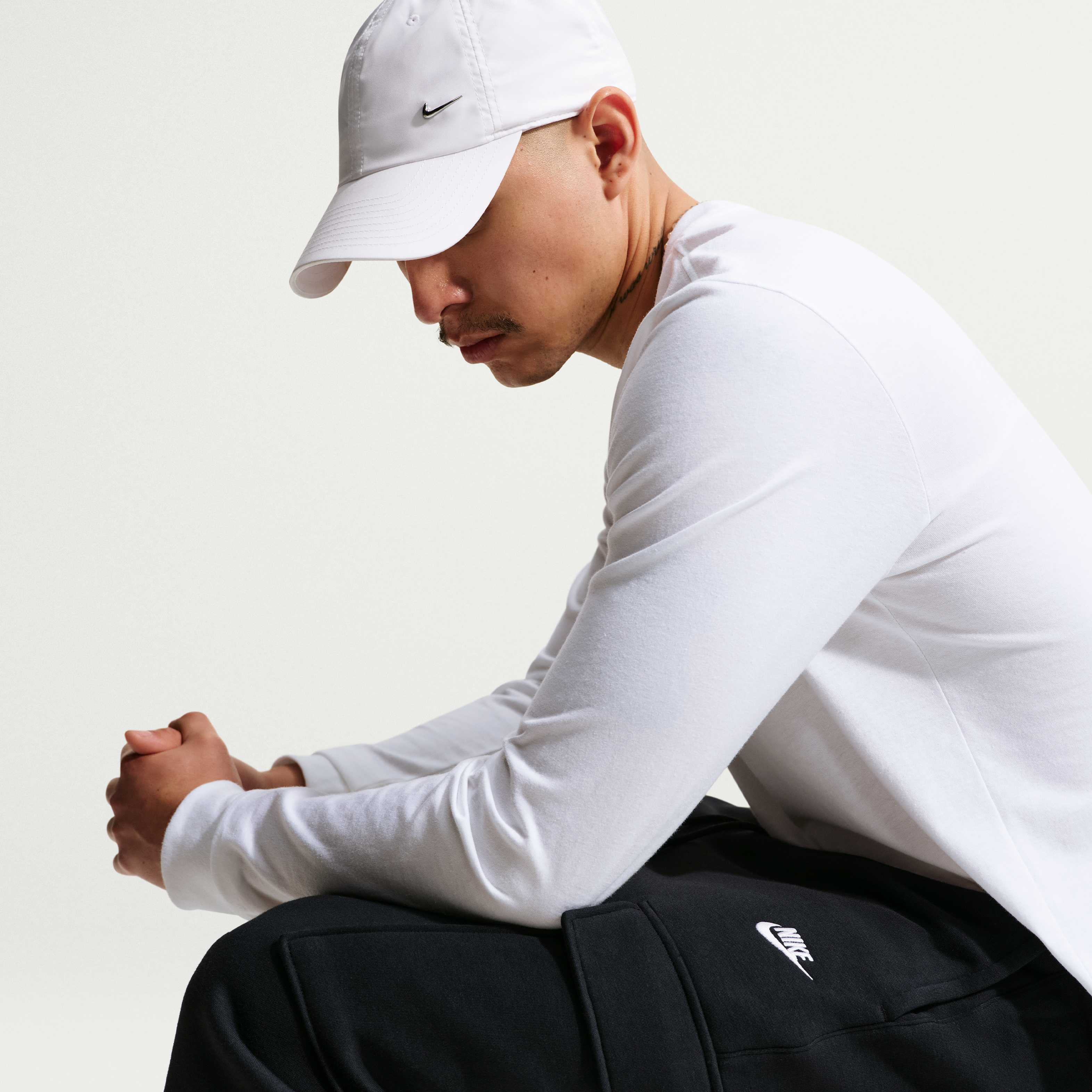 Nike Club image number 3