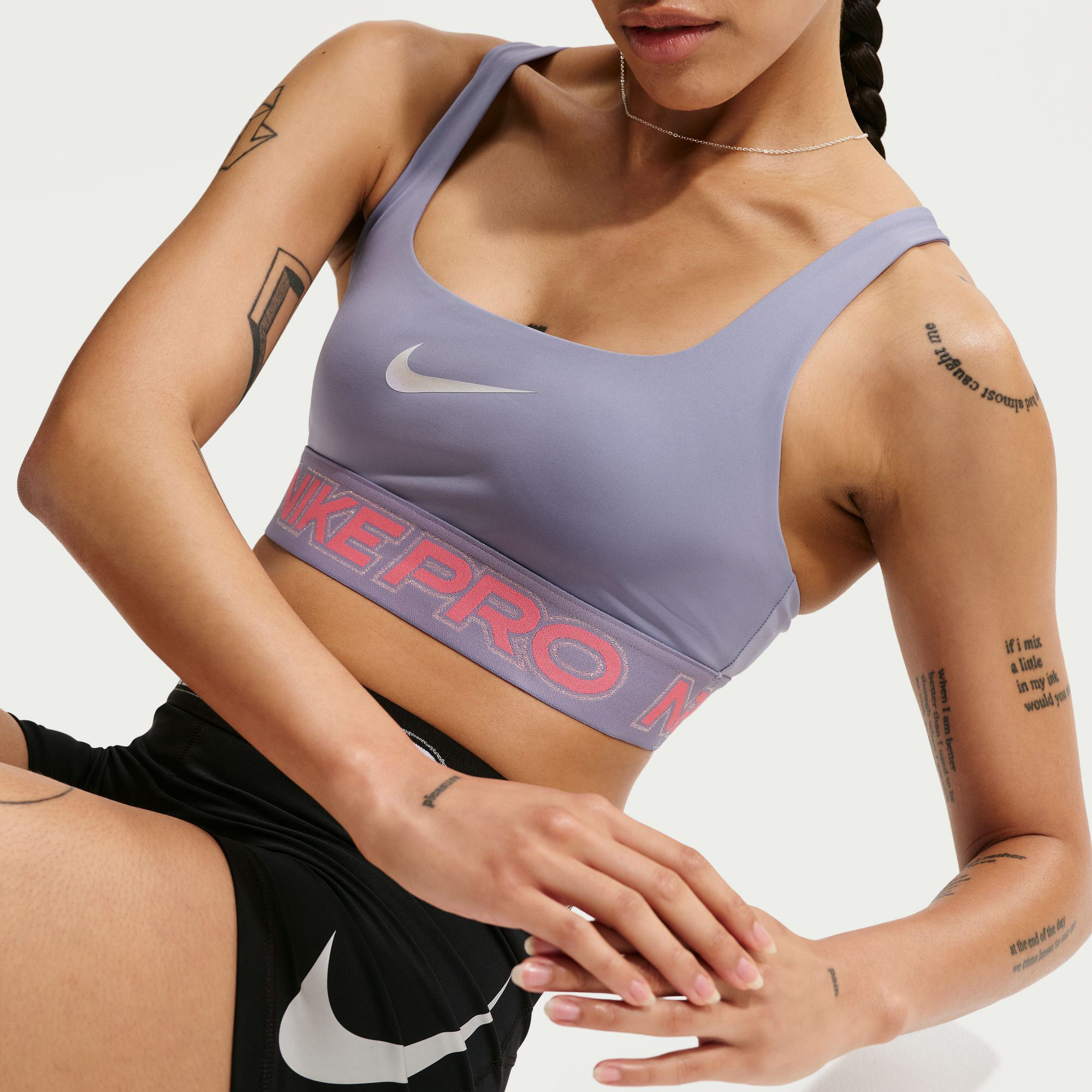 Nike Pro image number 4