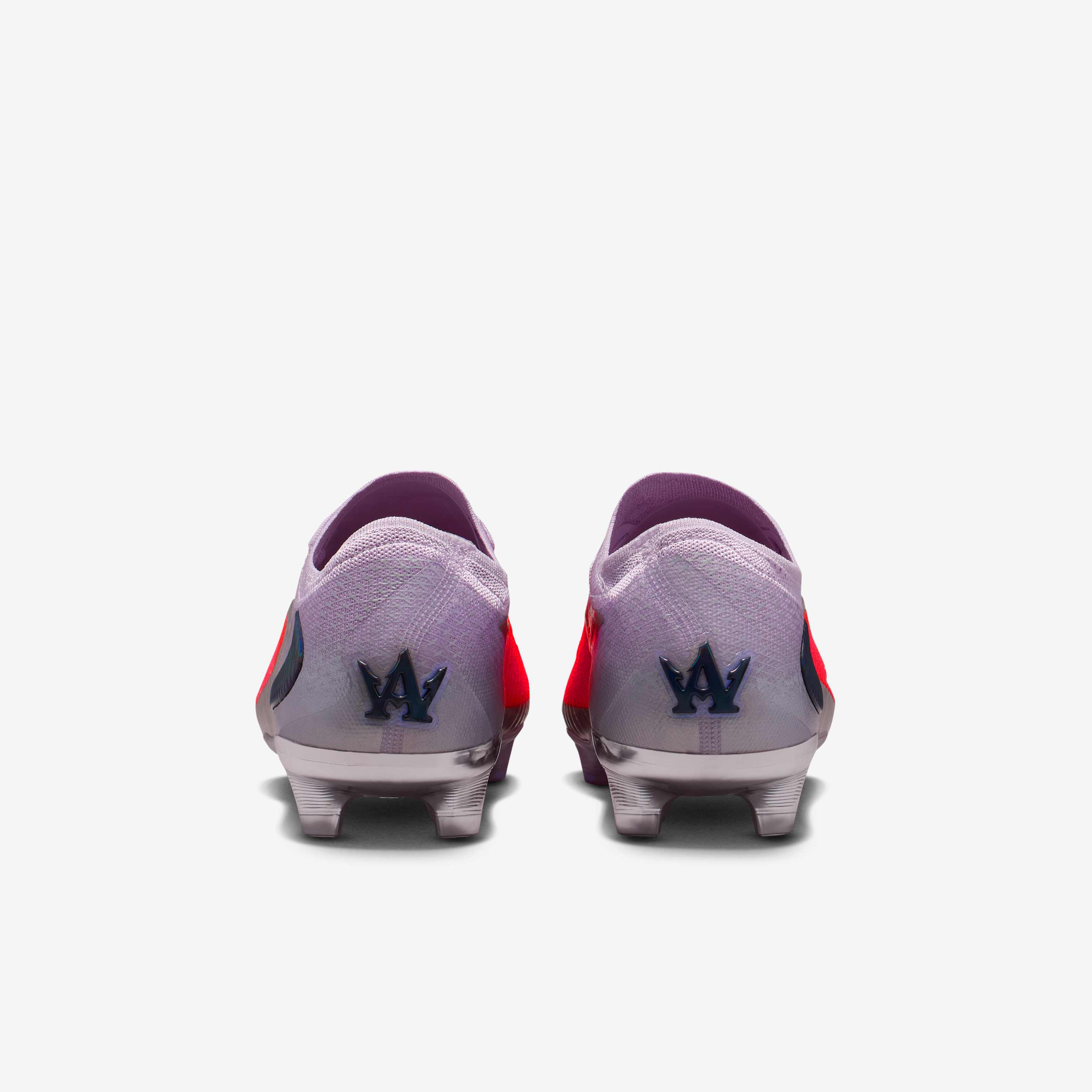 Nike Phantom 6 Low Elite 'Alexia Putellas' image number 5