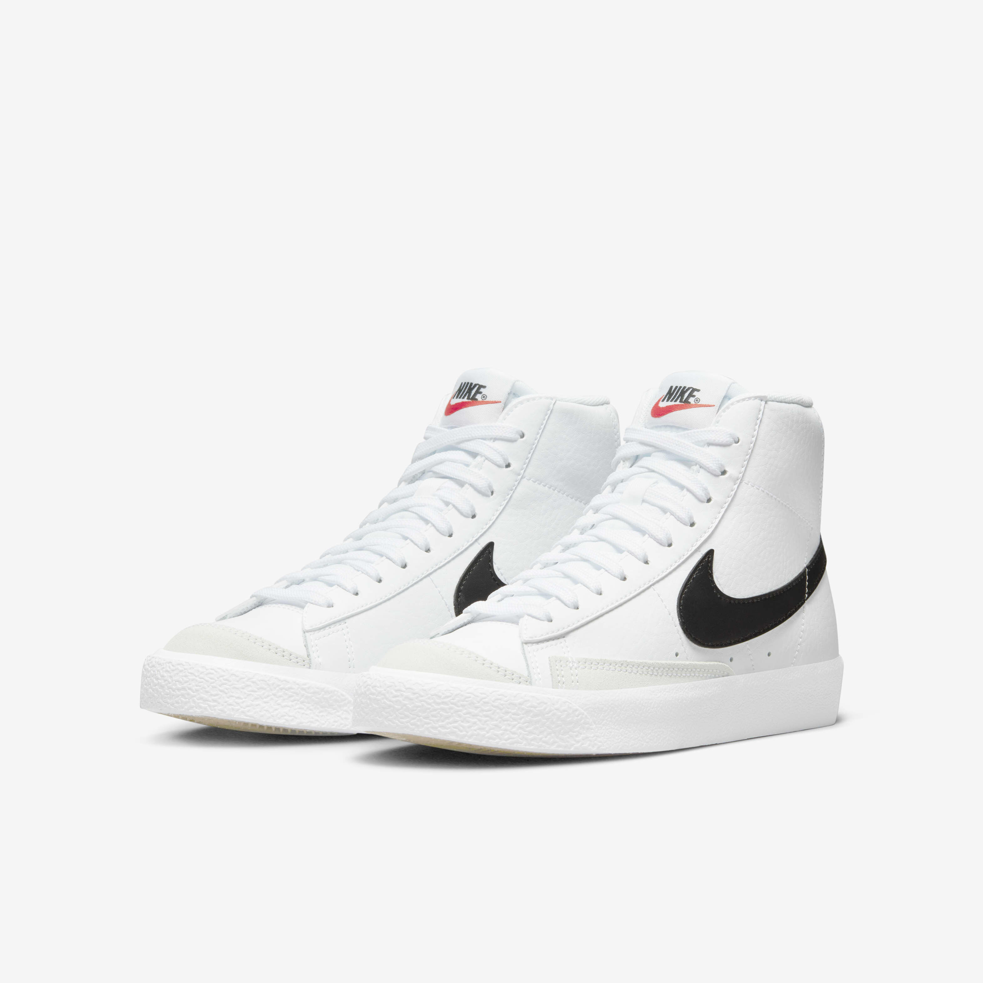 Nike Blazer Mid '77 image number 4