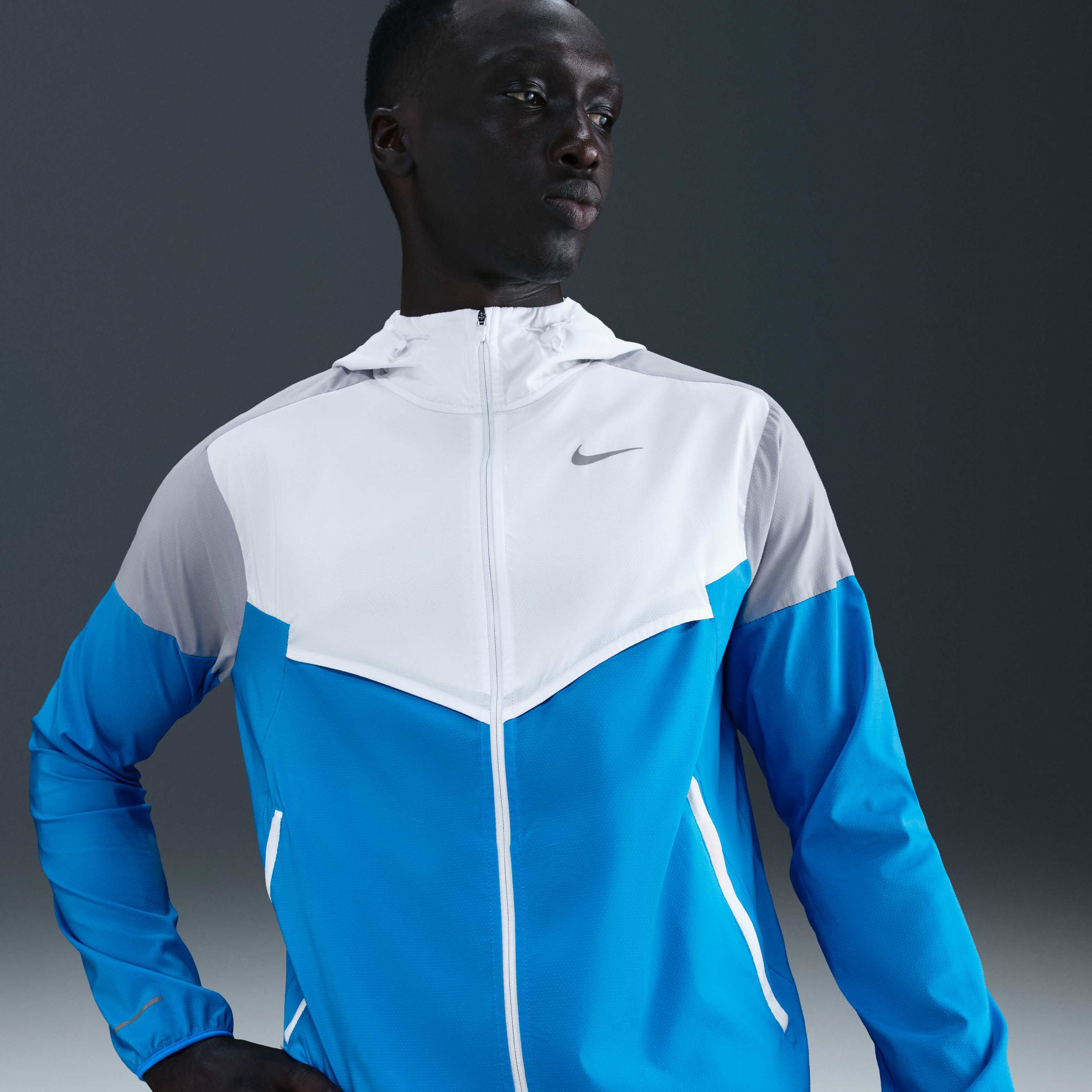 Nike Impossibly Light Windrunner image number 0