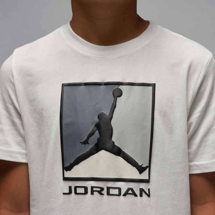 Jordan Flight Essentials image number 3 Jordan Flight Essentials image number 3
