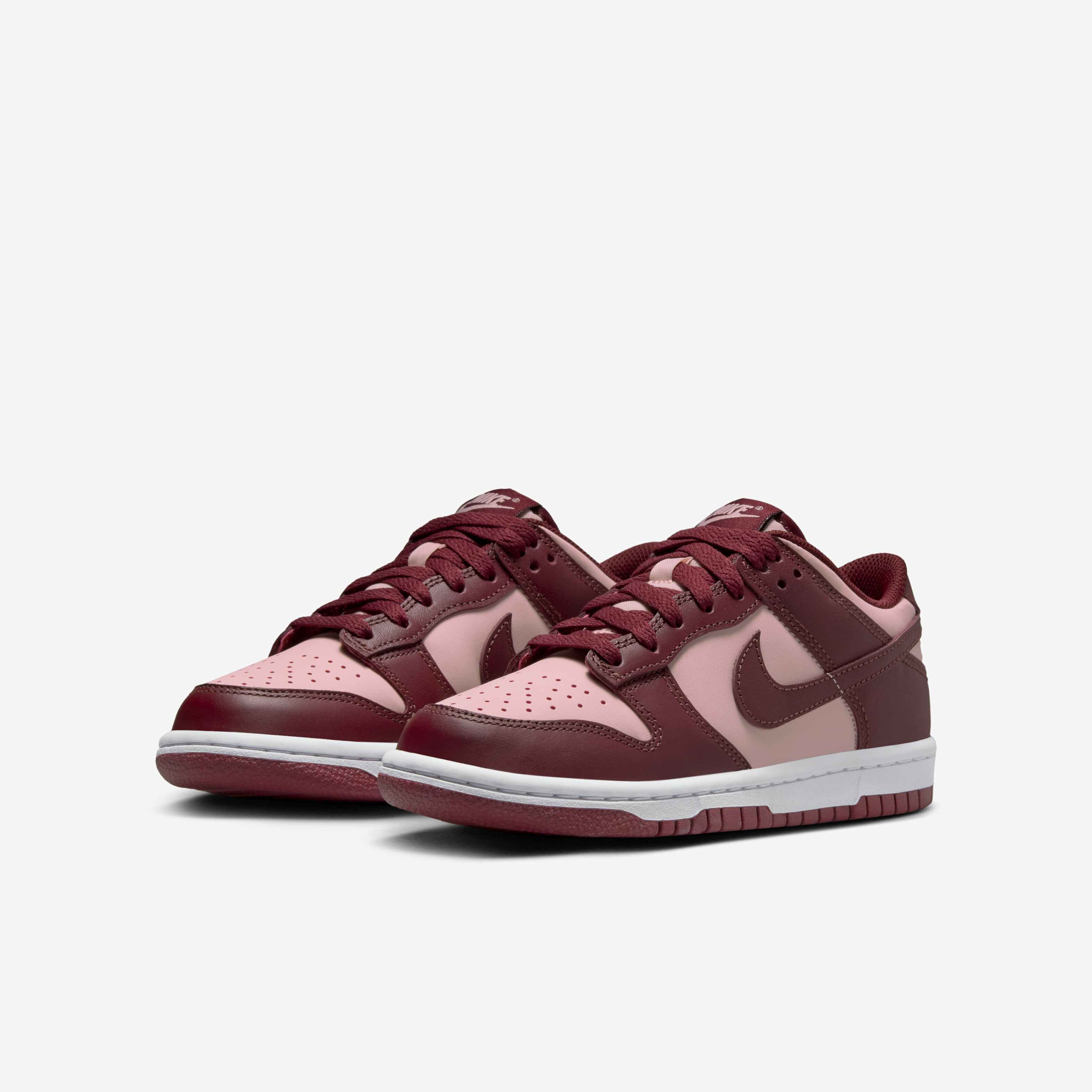 Nike Dunk Low image number 4