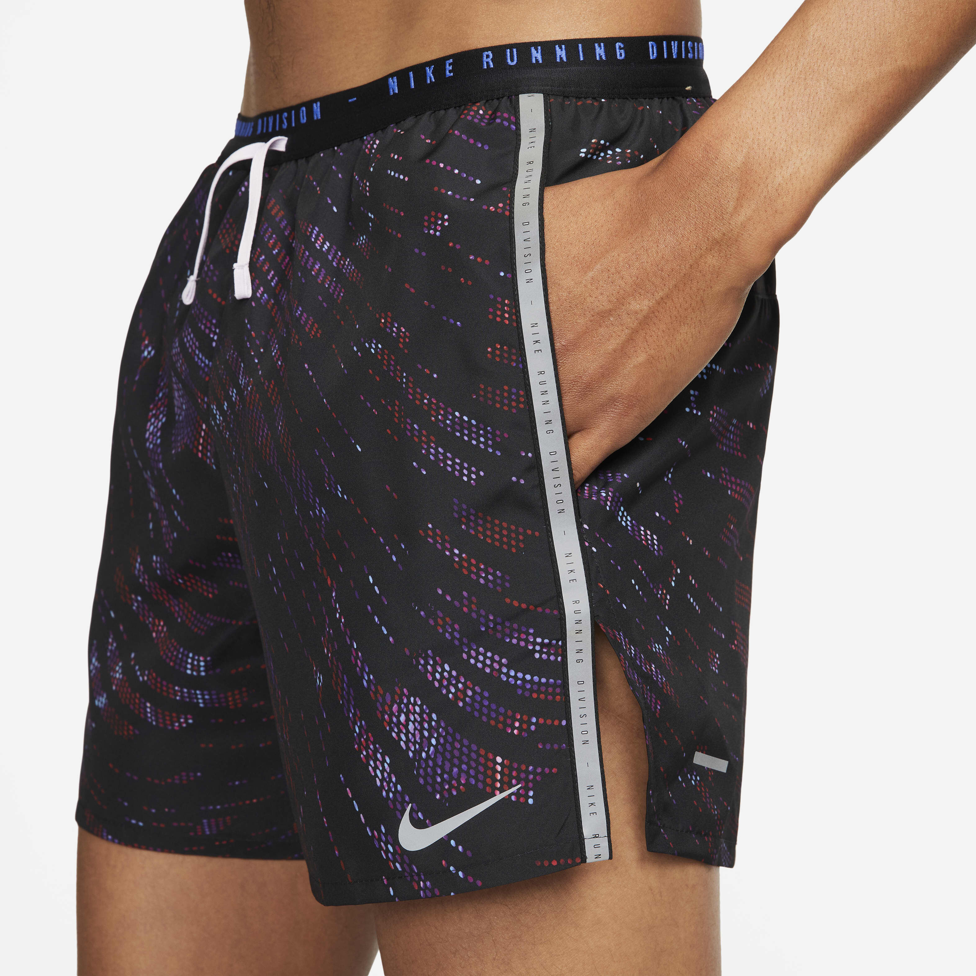 Nike Dri-FIT Run Division Stride image number 3