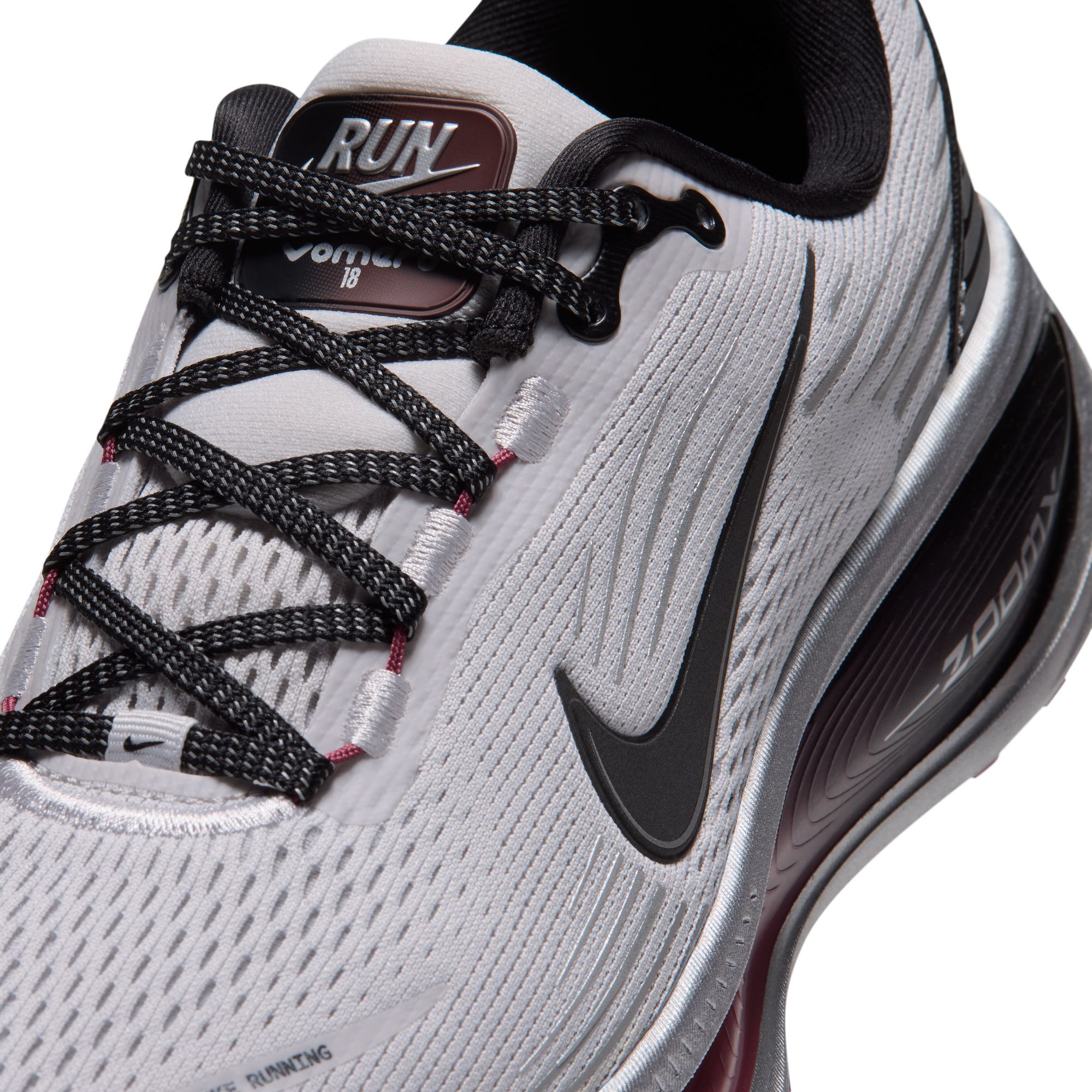 Nike Vomero 18  image number 9