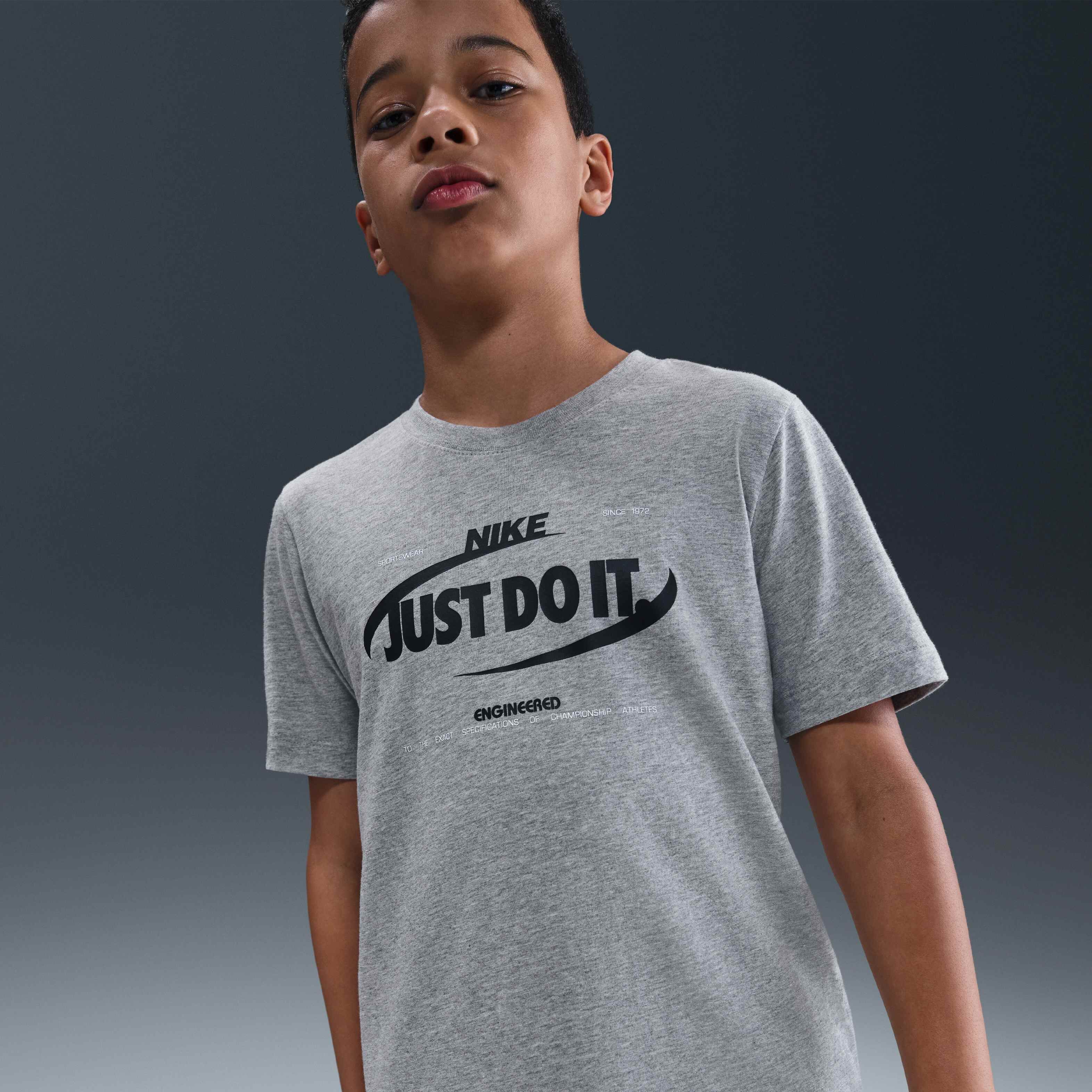 Nike Sportswear image number 0