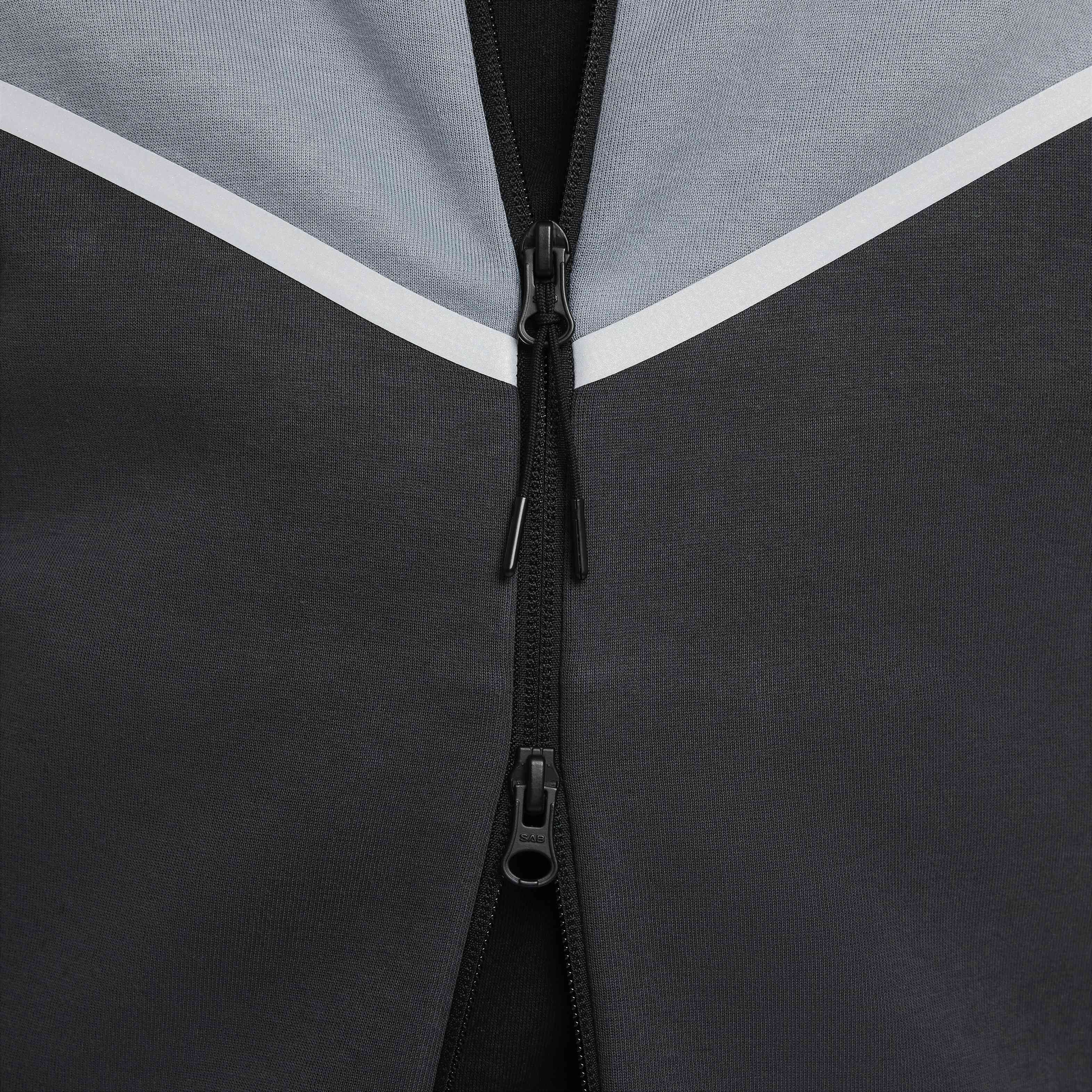 Nike Tech Windrunner image number 4