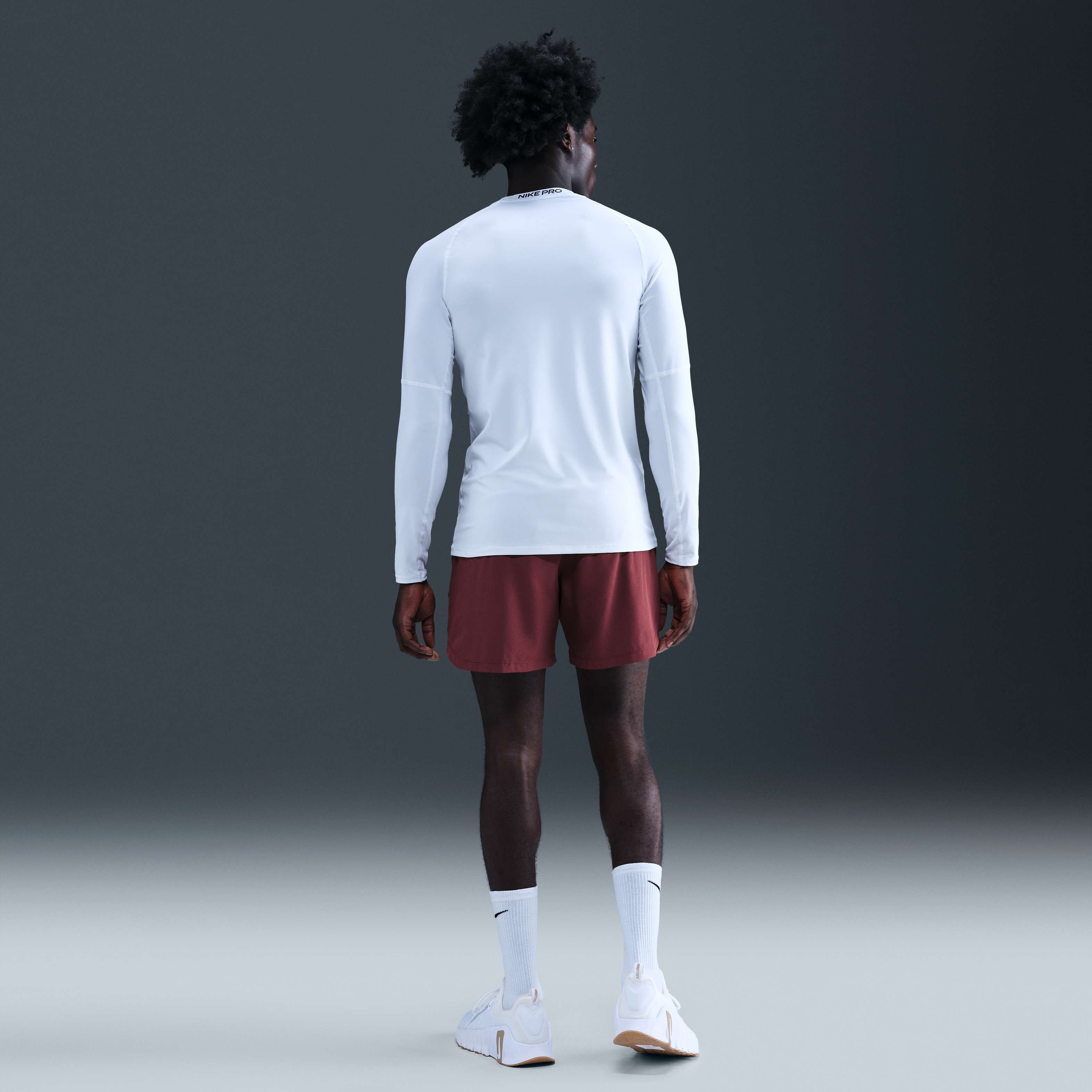 Nike Pro Training image number 3