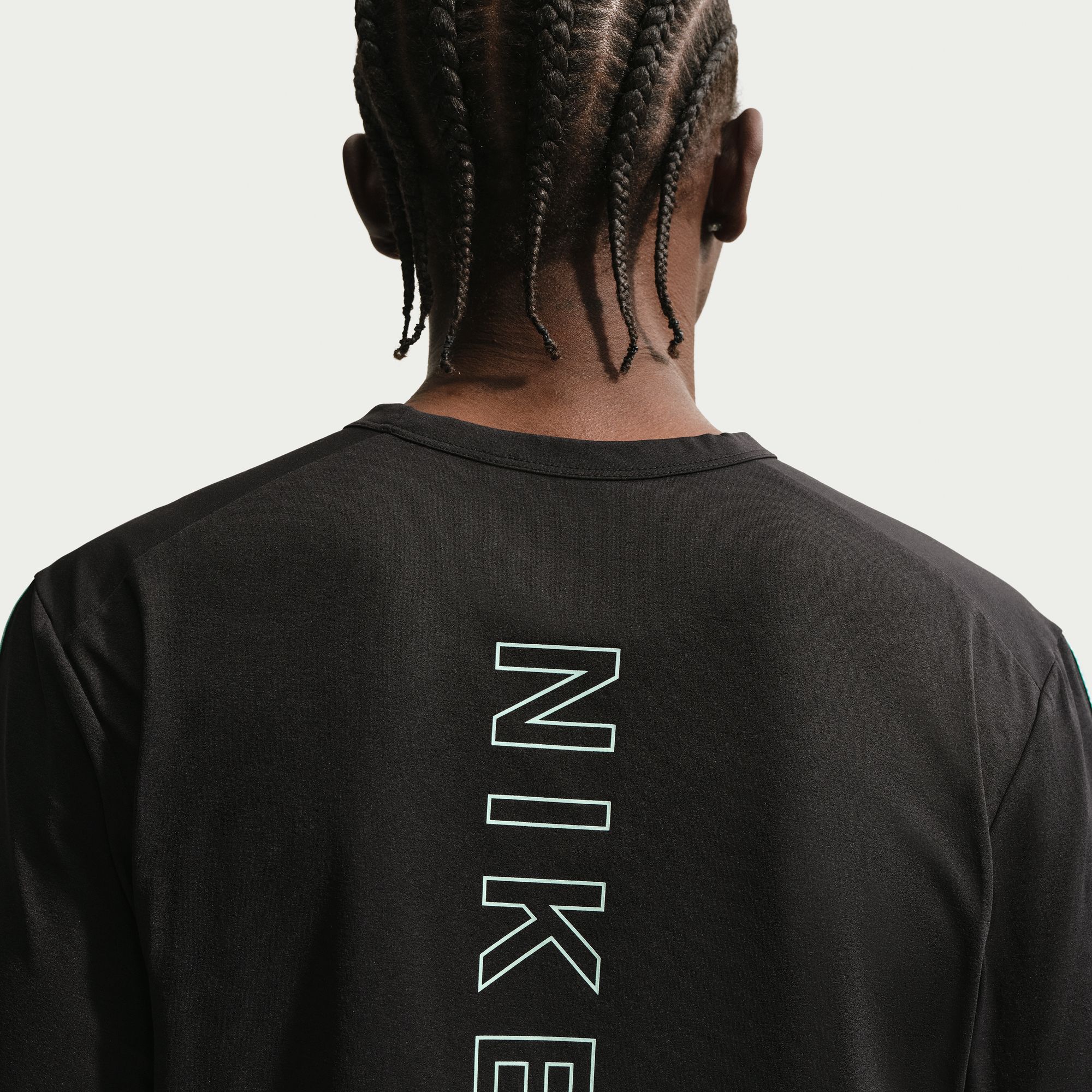 نايكي سبورتسوير سيتي سايد image number 3